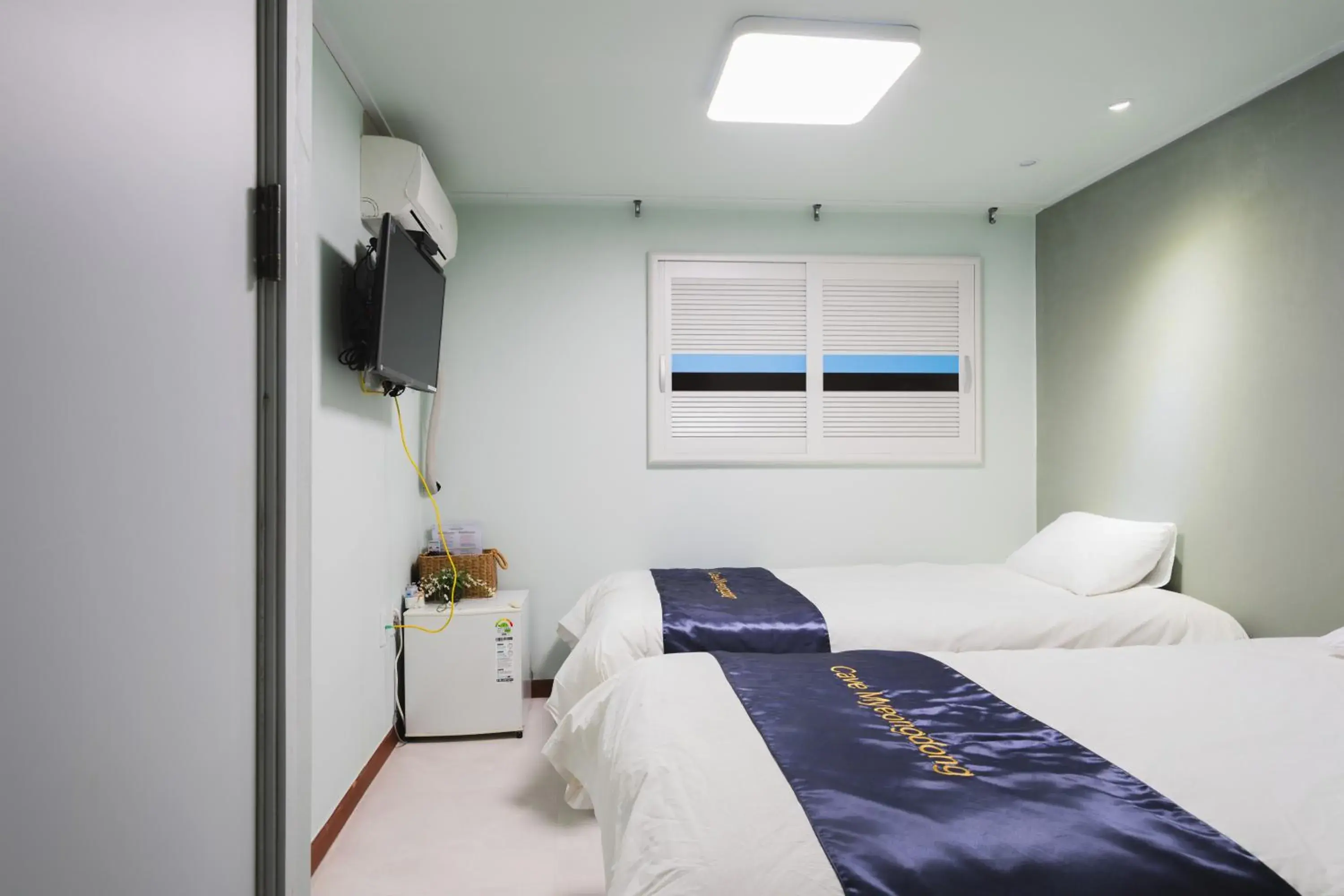 Standard Twin Room in Cave Myeongdong Standard Twin Room in Cave Myeongdong