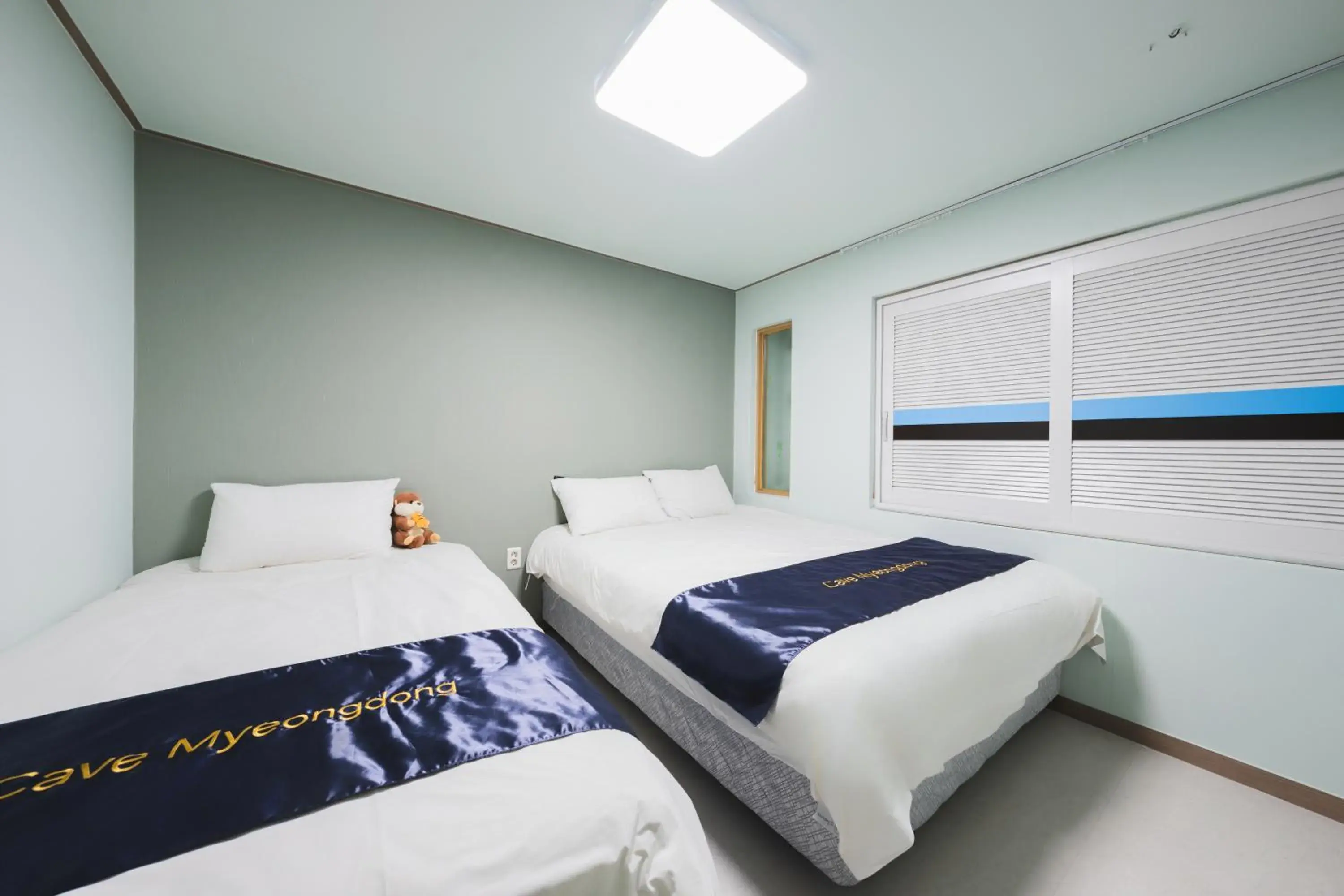 Standard Triple Room in Cave Myeongdong Standard Triple Room in Cave Myeongdong