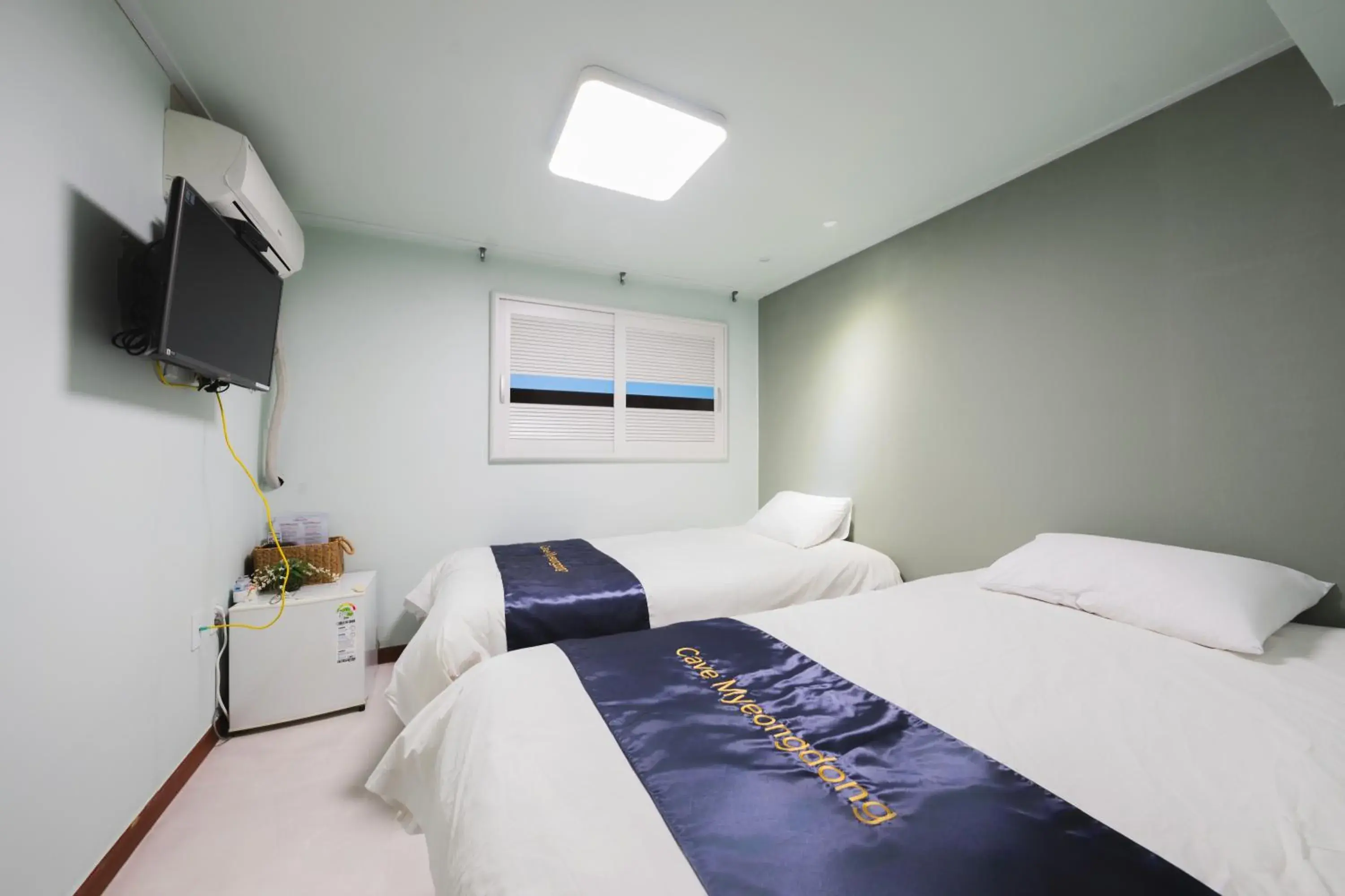 Standard Twin Room in Cave Myeongdong Standard Twin Room in Cave Myeongdong