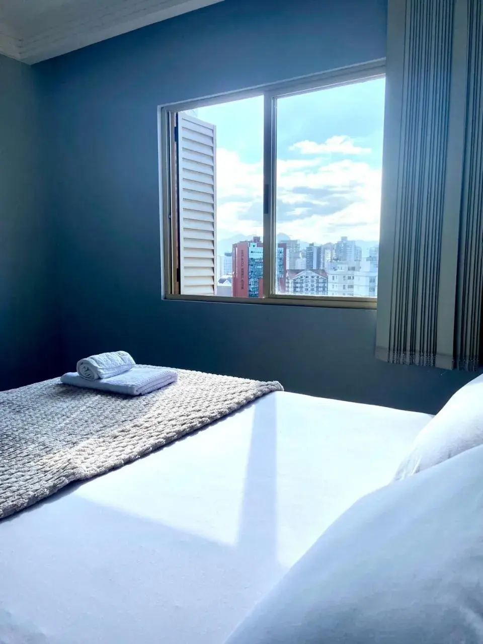 Apê completo bem no centro Apê completo bem no centro