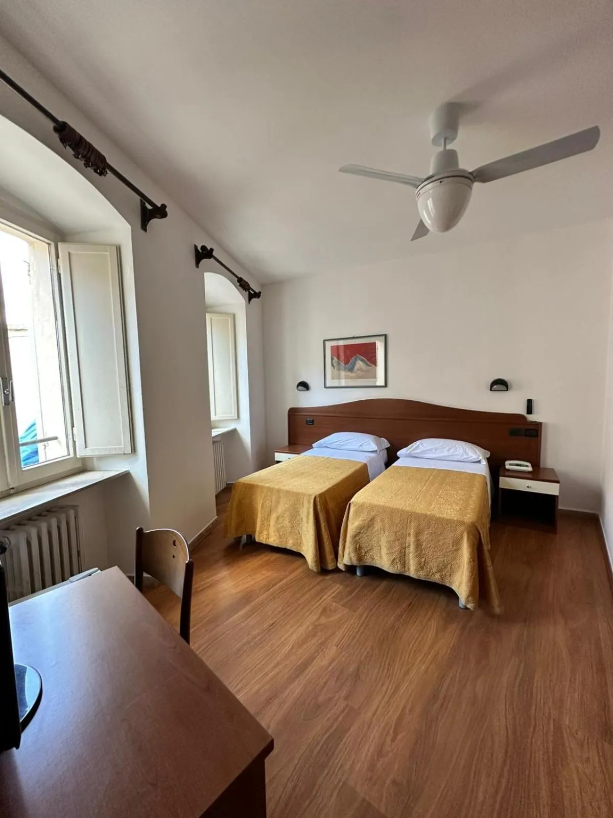 Bed in Hotel Roma Assisi