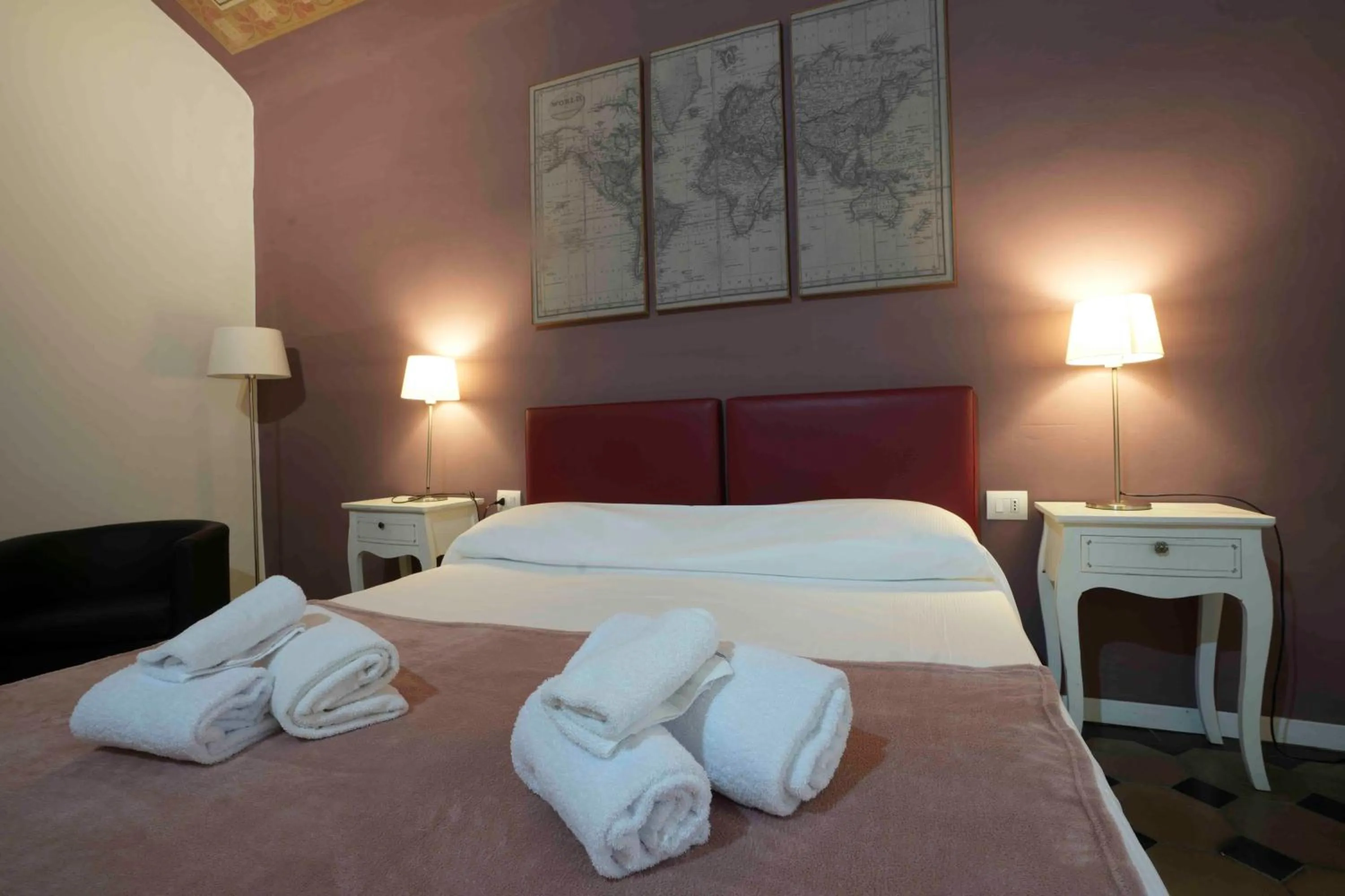 Bed in Locanda dei Poeti Rooms & Apartments