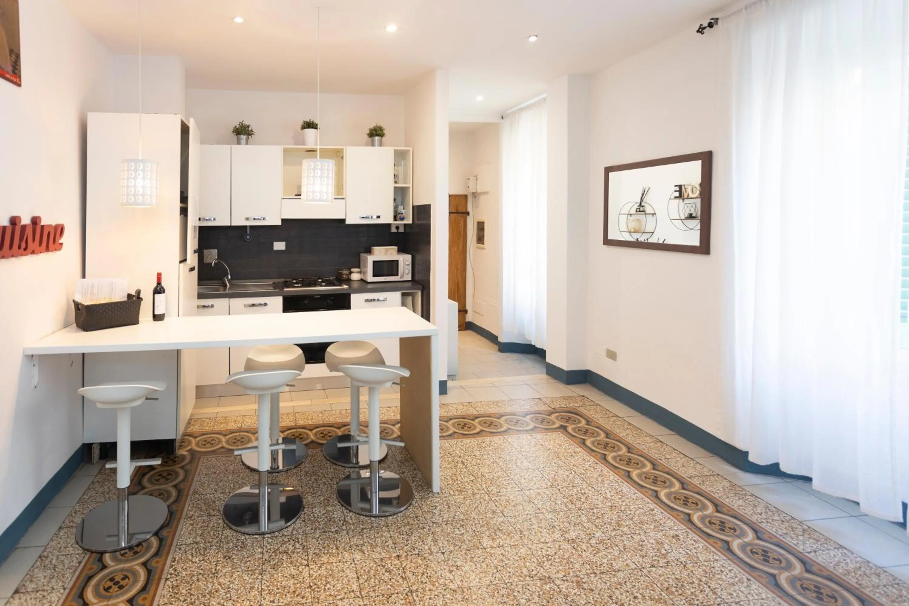 Kitchen or kitchenette in Locanda dei Poeti Rooms & Apartments