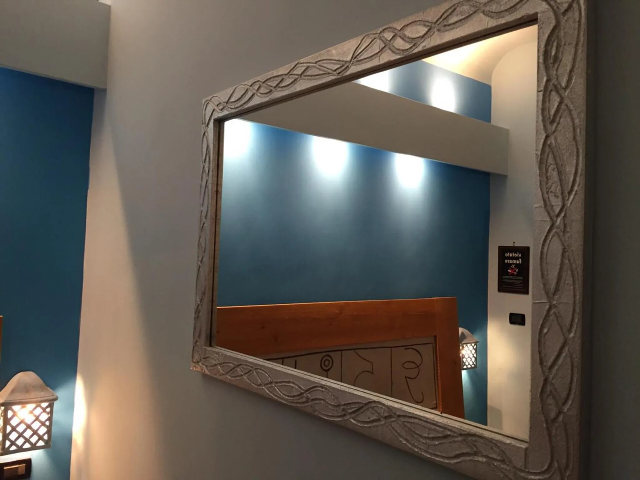 Decorative detail in Locanda dei Poeti Rooms & Apartments