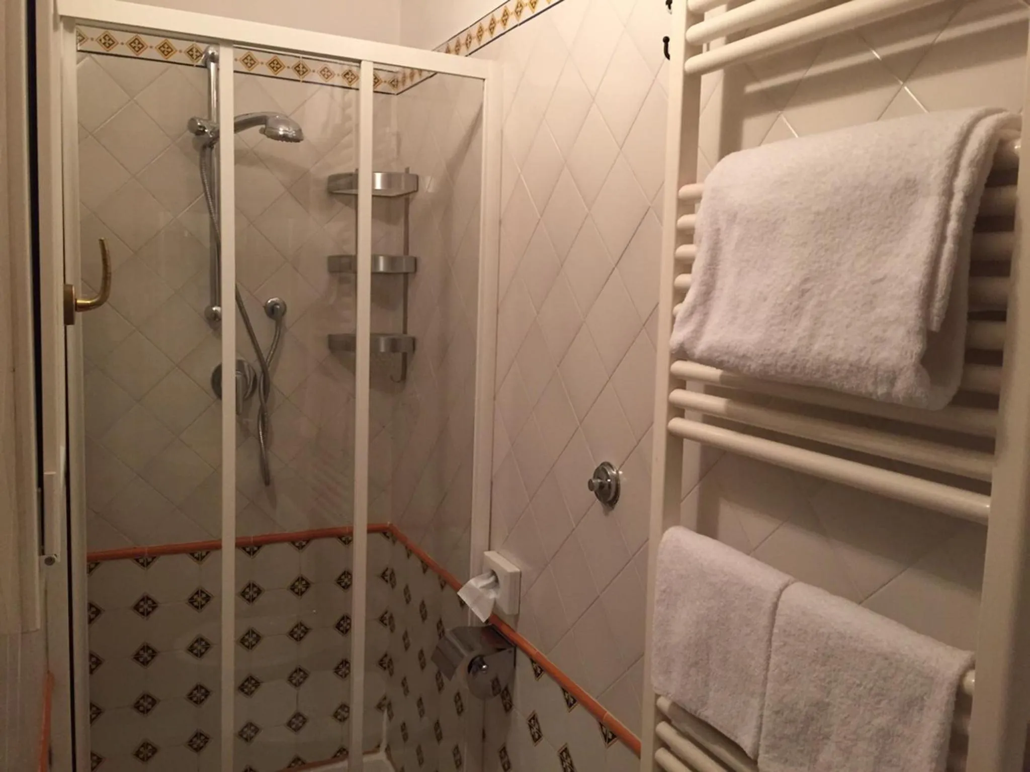 Bathroom in Locanda dei Poeti Rooms & Apartments