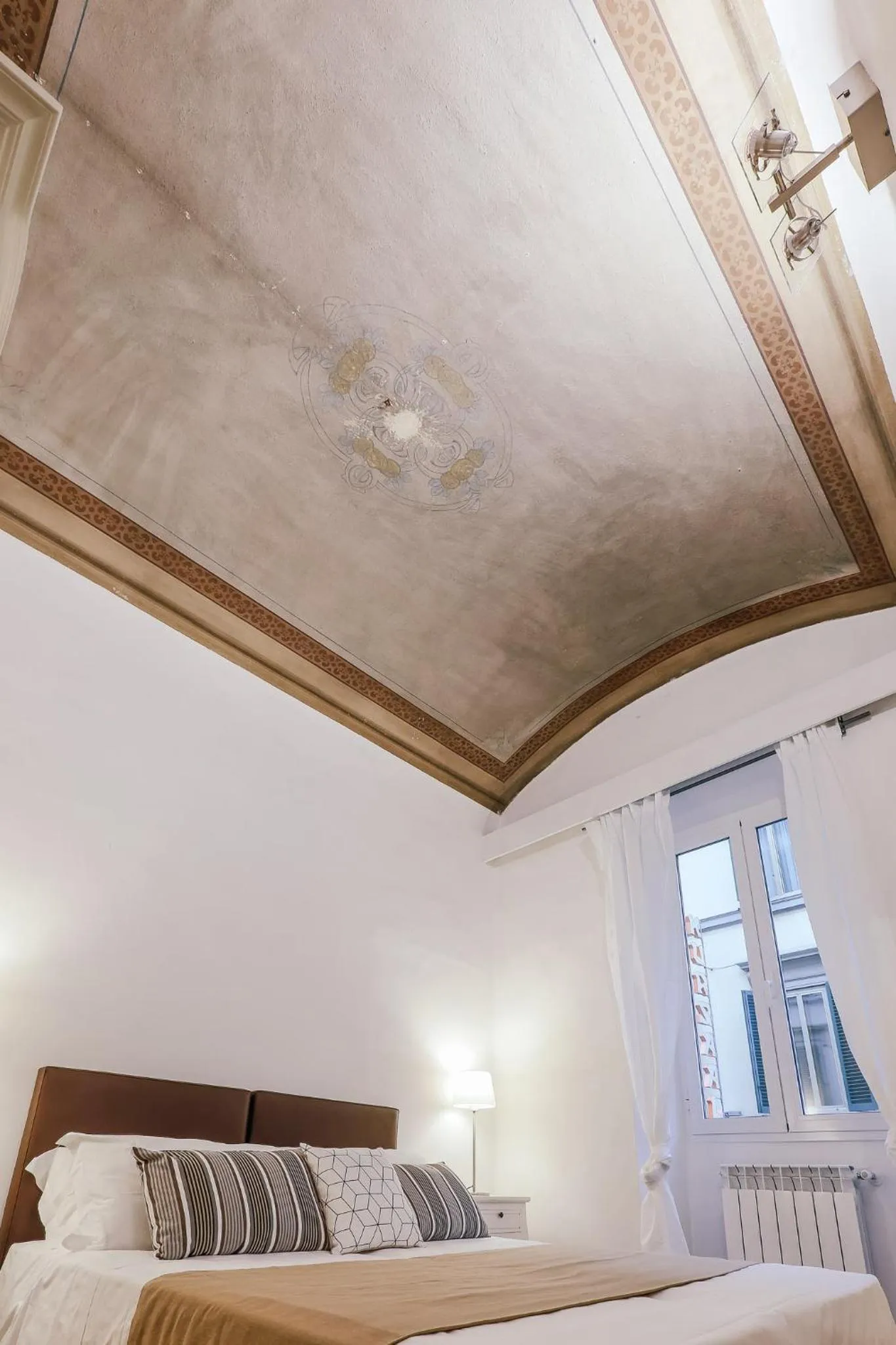 Bed in Locanda dei Poeti Rooms & Apartments