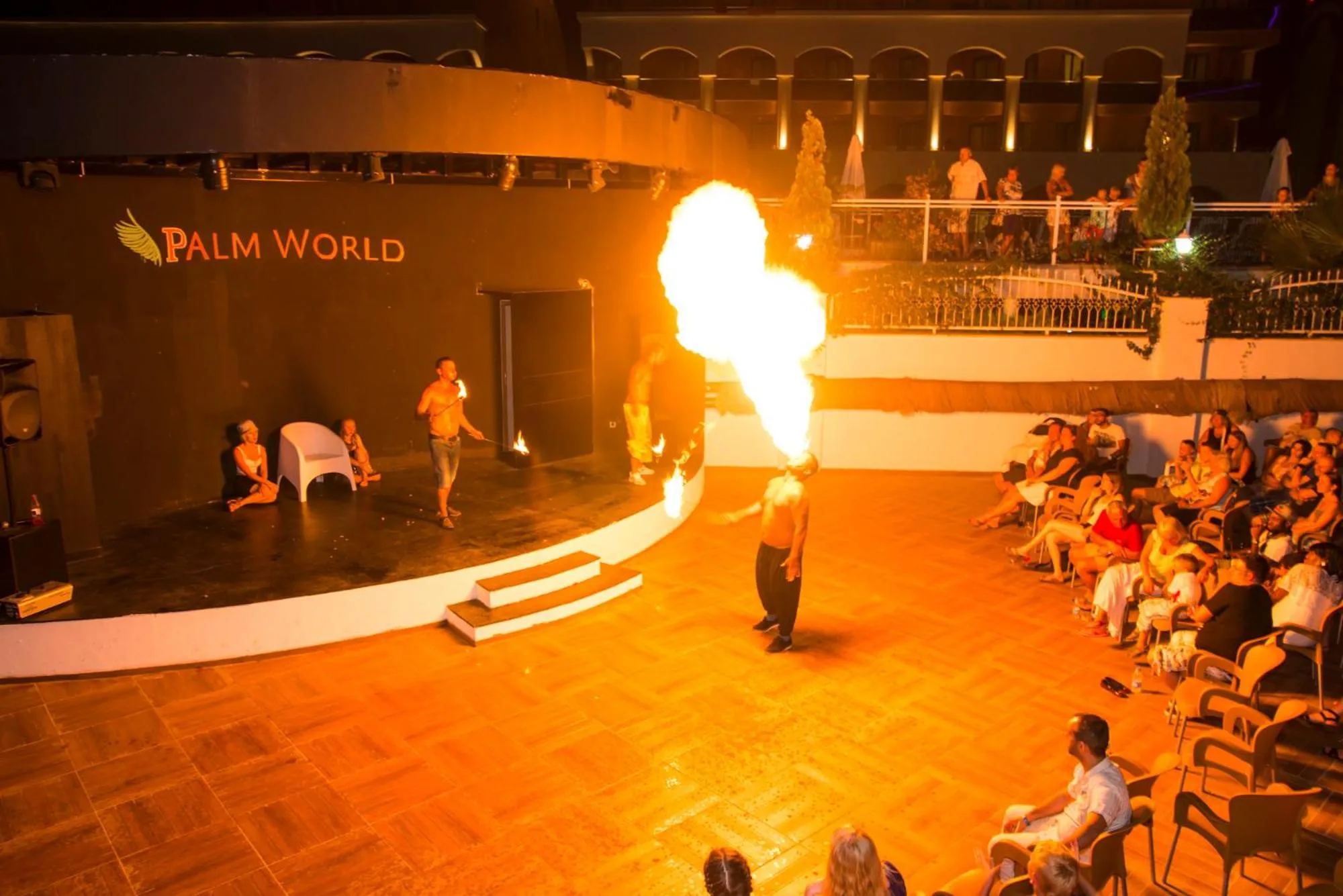 Night in Palm World Side Resort & Spa