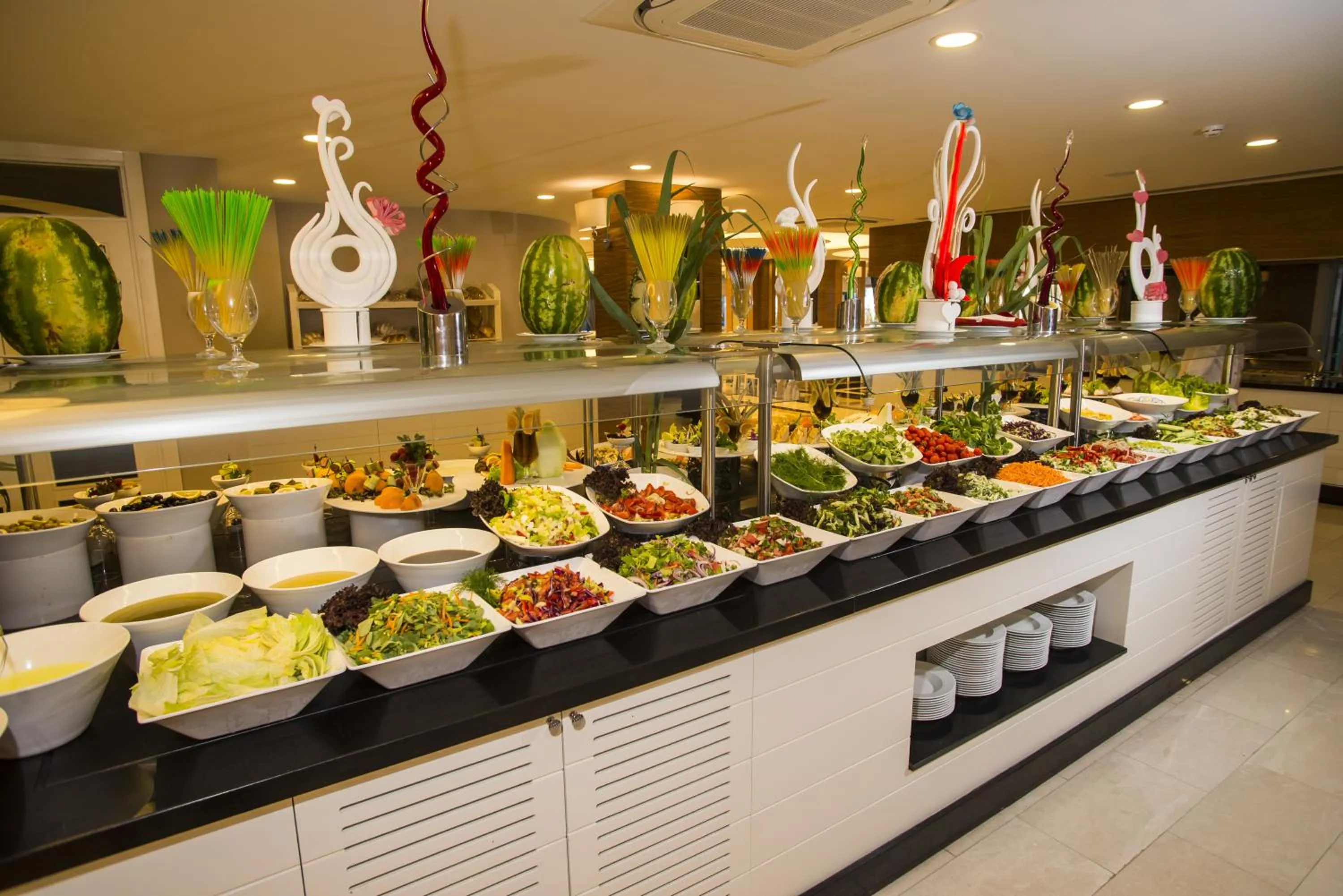 Restaurant/places to eat in Palm World Side Resort &amp; Spa