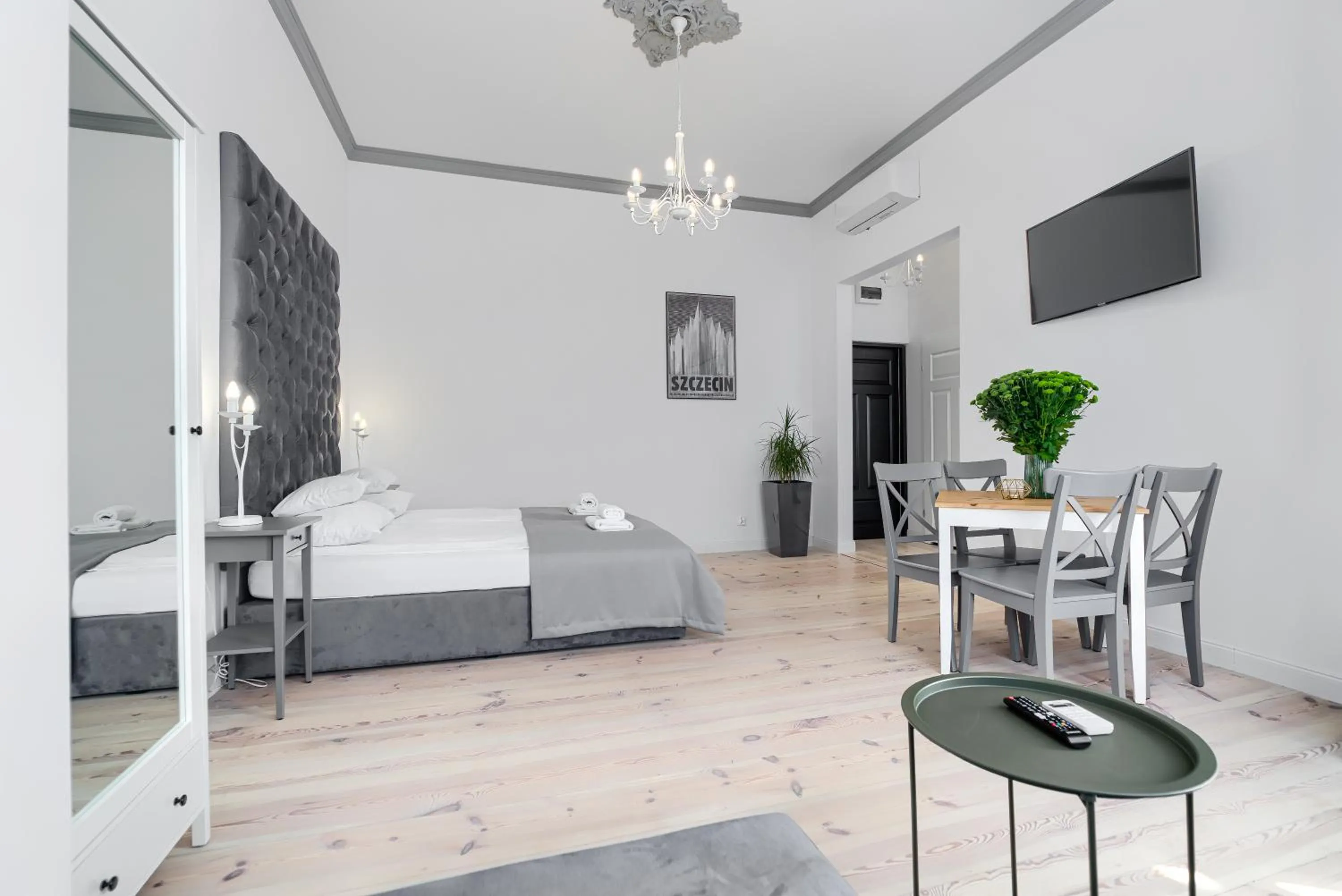 Bed in Aparthotel 1899 by Platinum