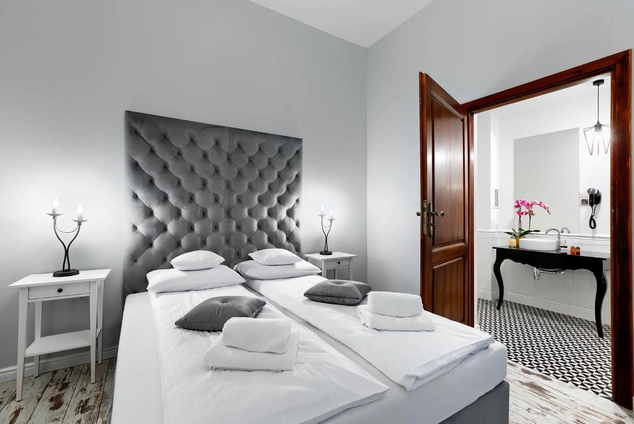 Bed in Aparthotel 1899 by Platinum