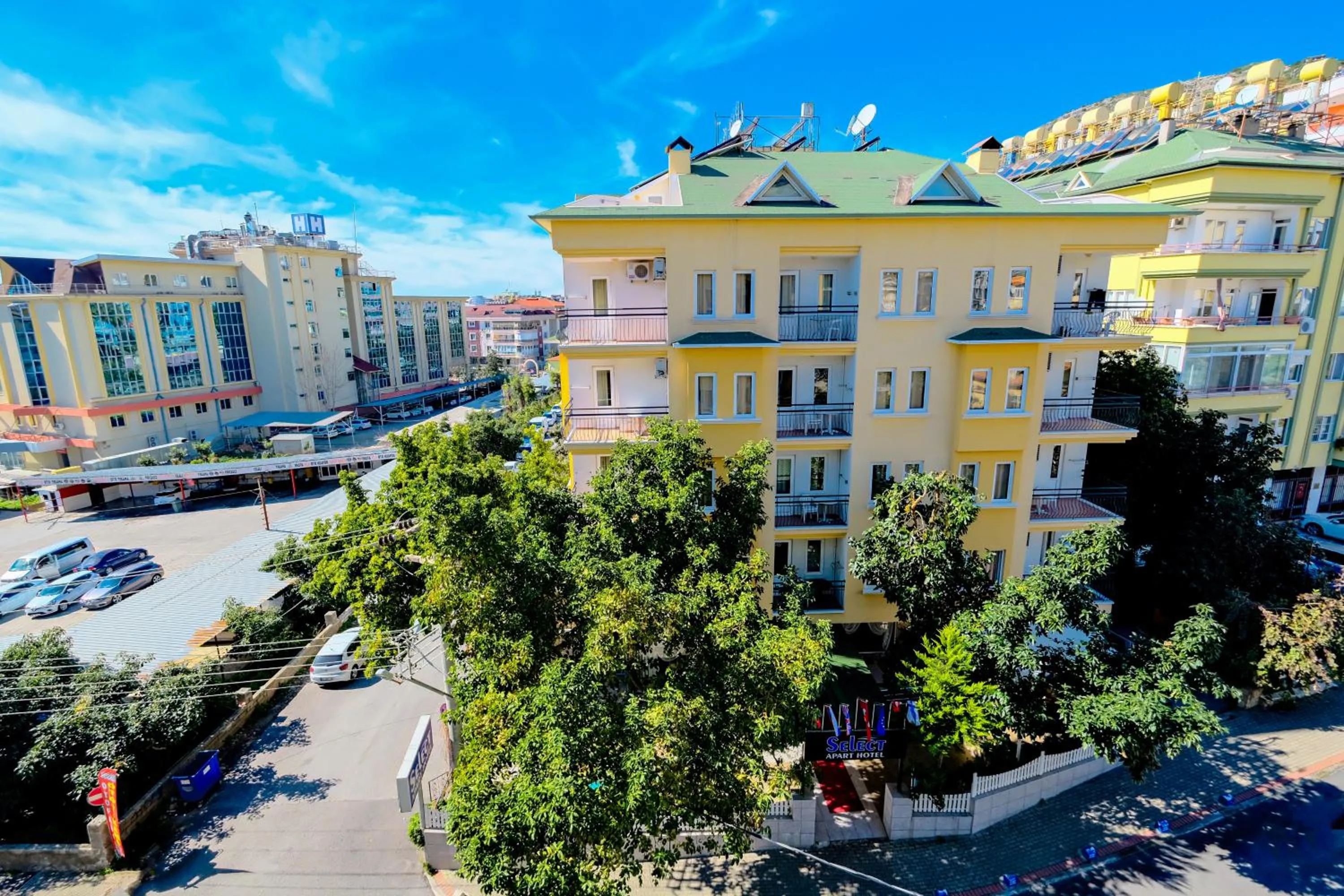 Property building in Select Suite & Apart Hotel