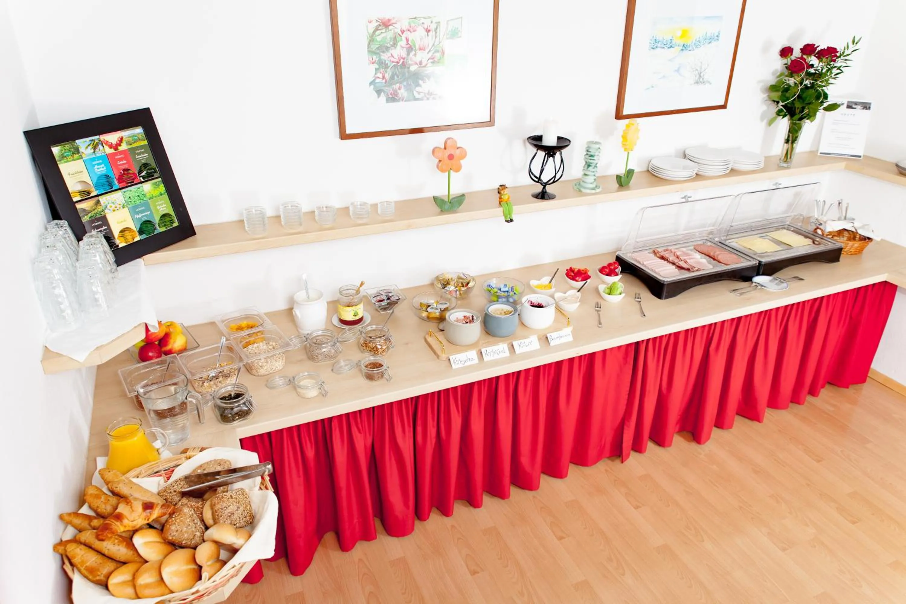 Buffet breakfast in Thermenpension Gigler