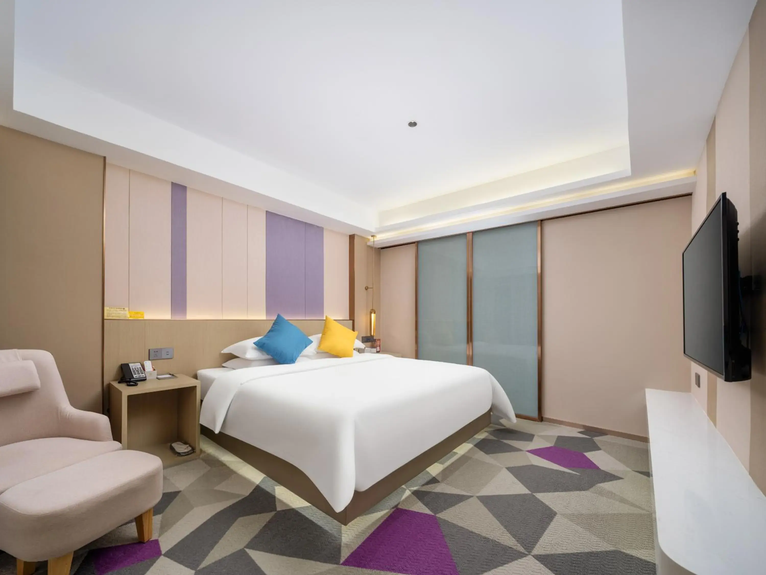 Deluxe Suite in Shenzhen Jincheng Hotel Deluxe Suite in Shenzhen Jincheng Hotel