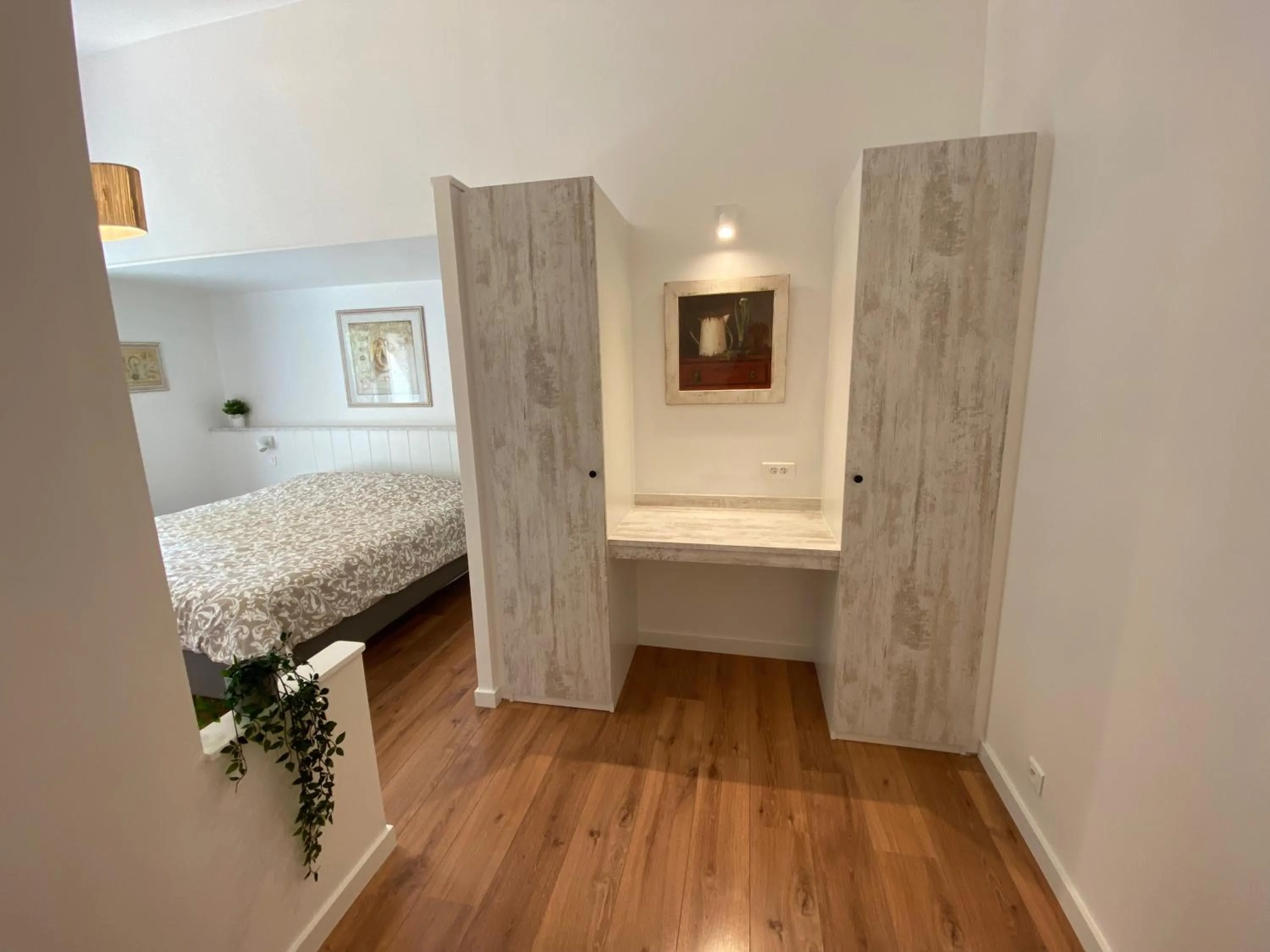 Bedroom, Bed in La Bastide au Ventoux