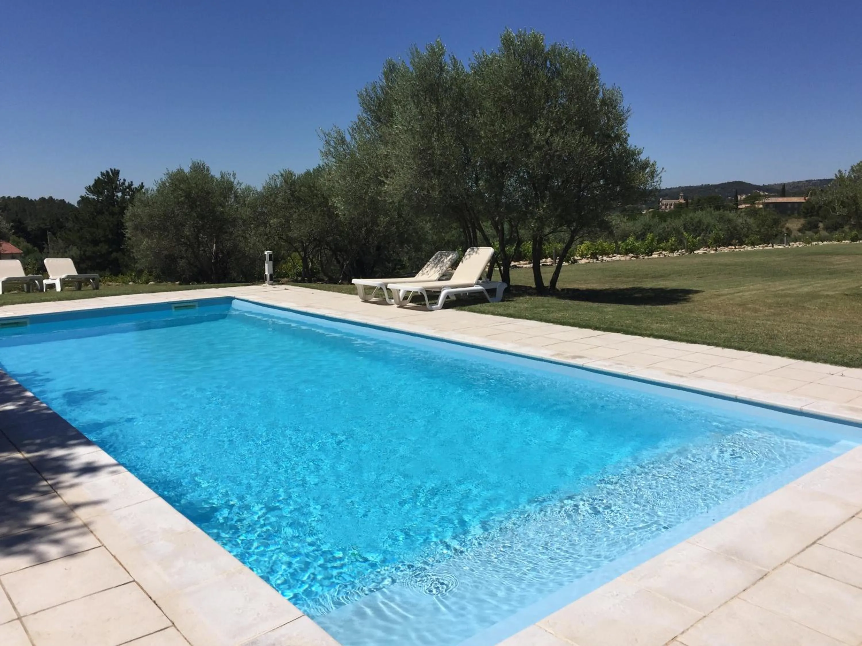 Swimming pool in La Bastide au Ventoux