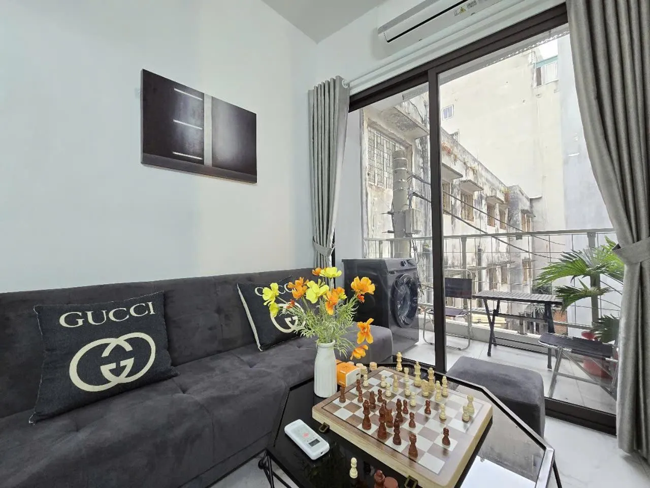 Seating area in The Chilling'N Homestay Ha Noi 89