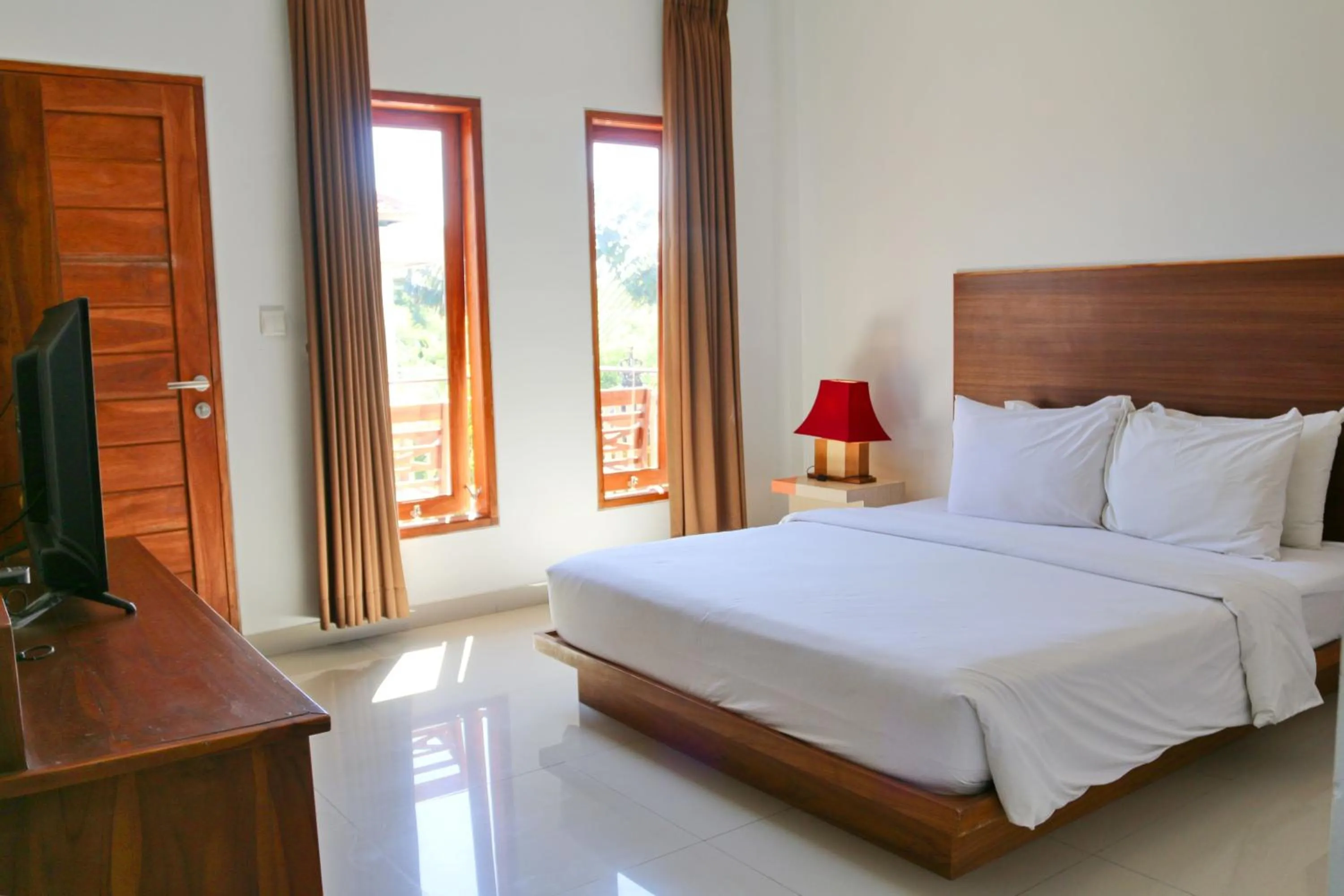 Bedroom, Bed in The Gong