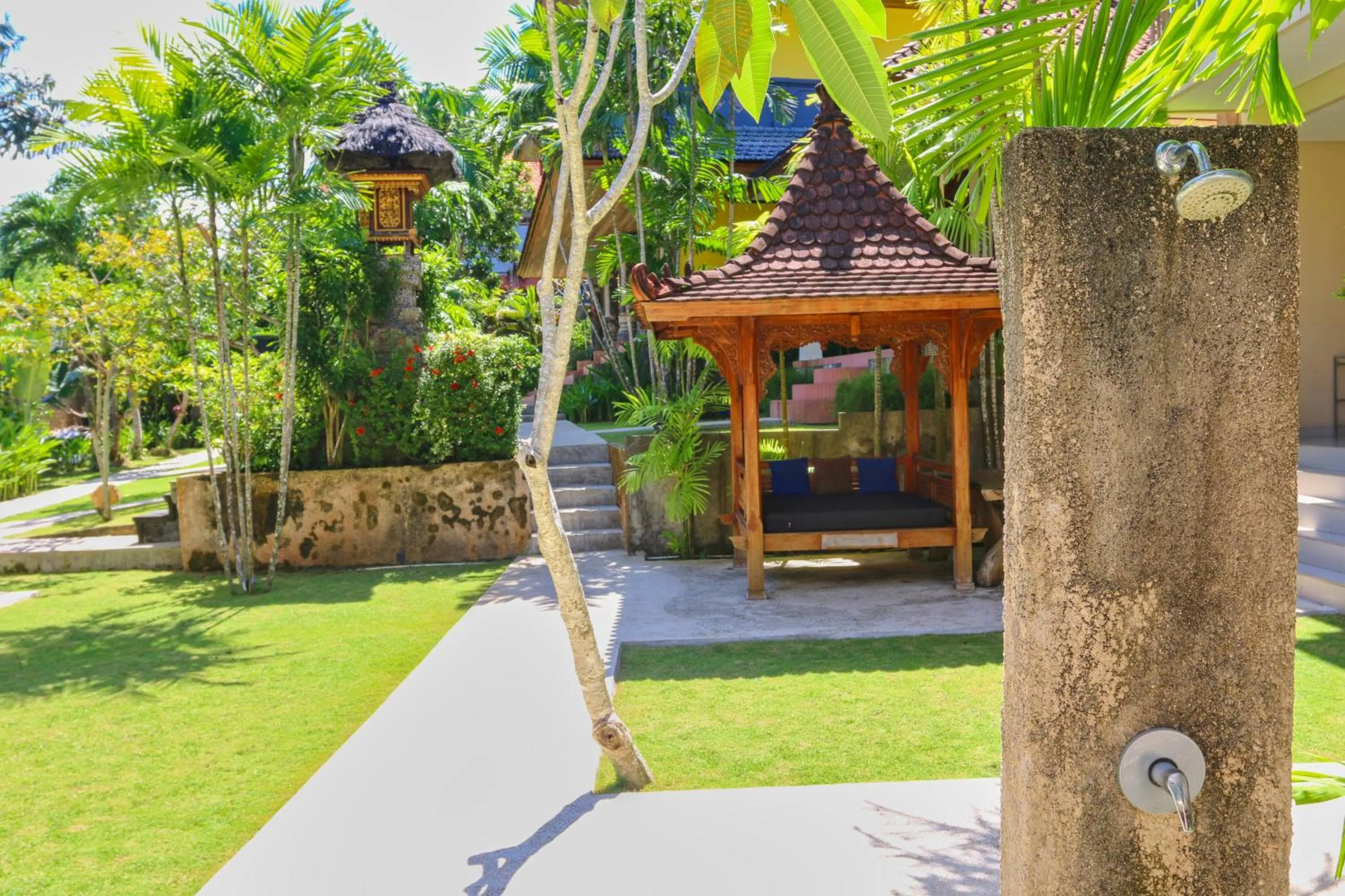 Garden in The Gong