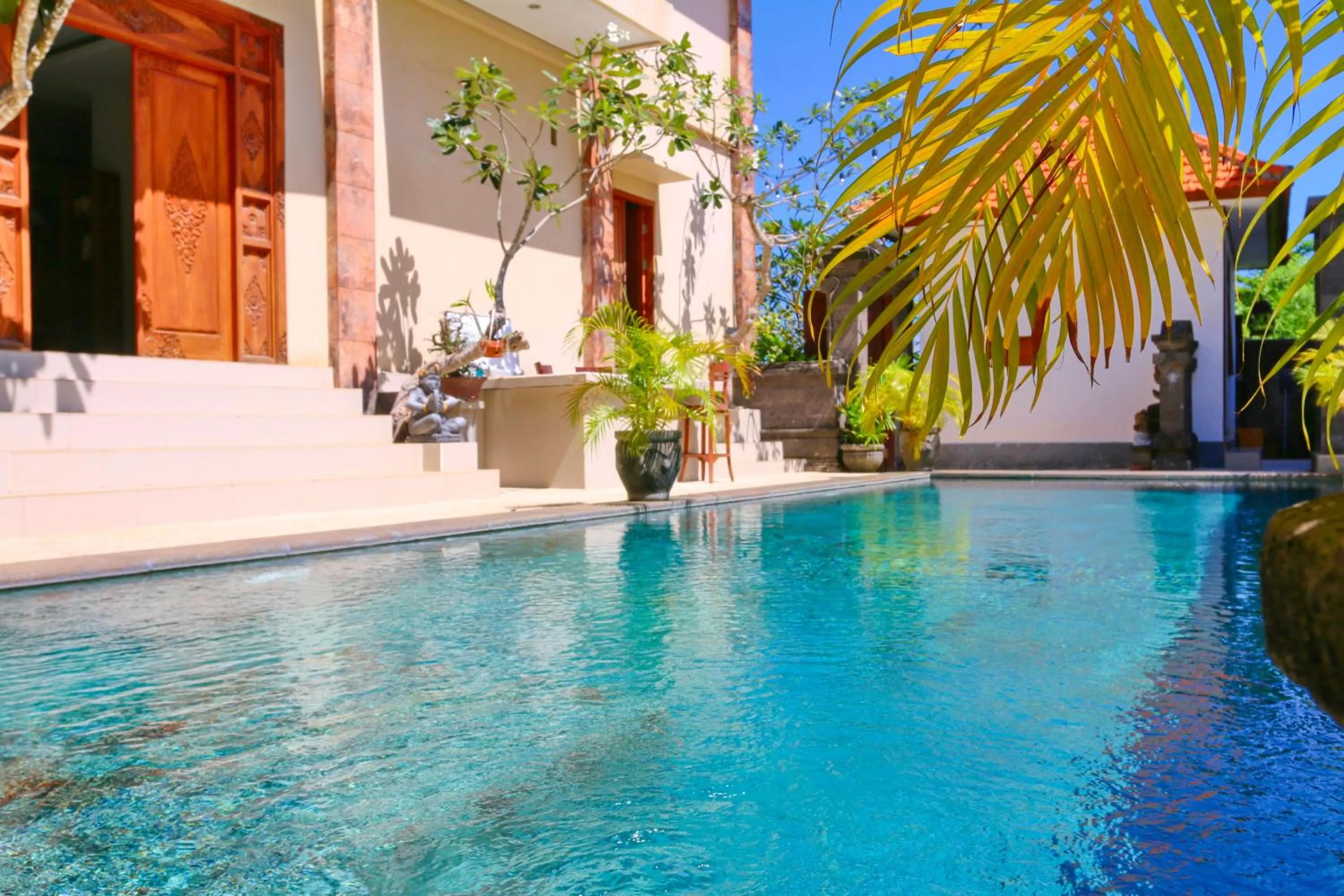 Swimming pool in The Gong