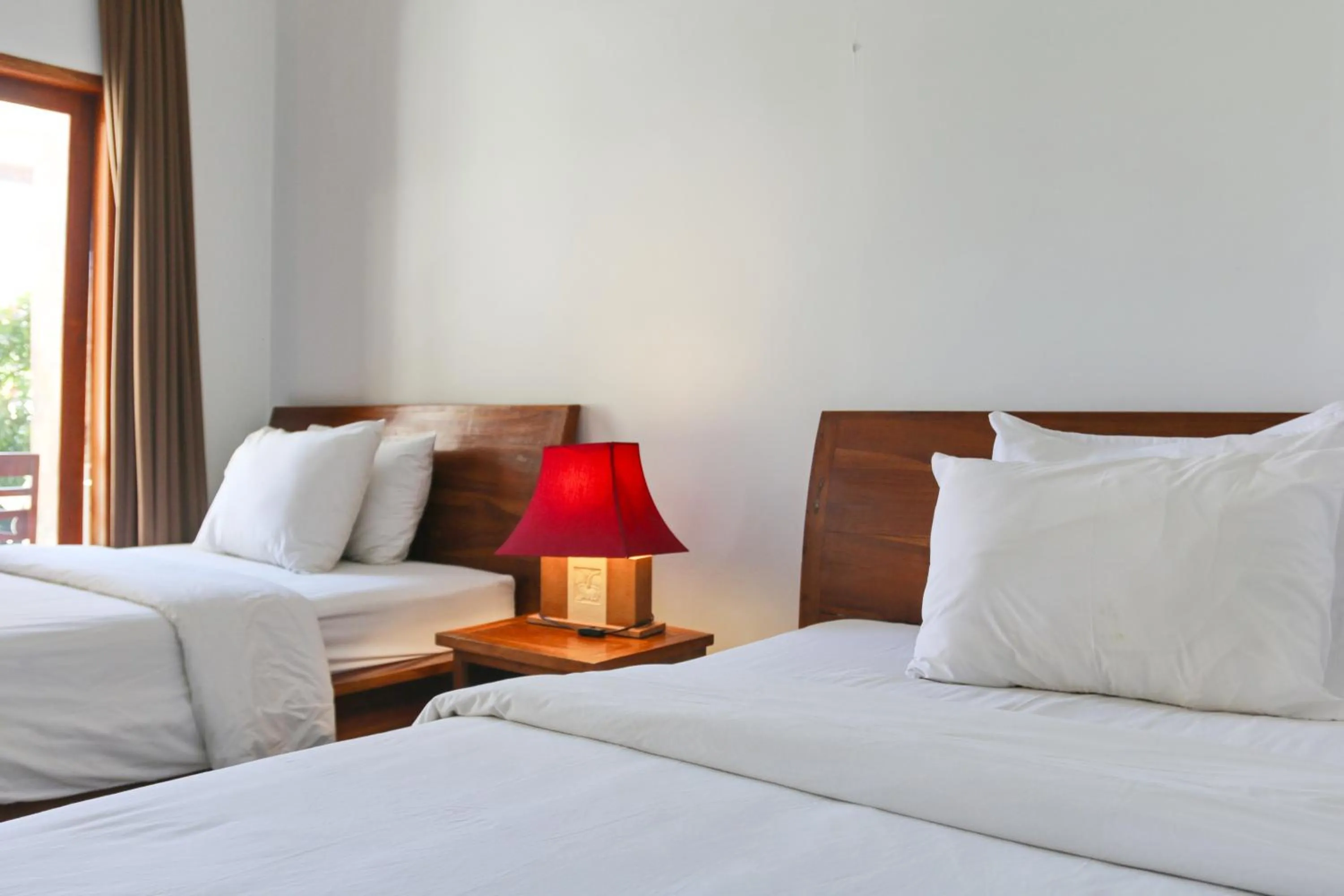 Bedroom, Bed in The Gong
