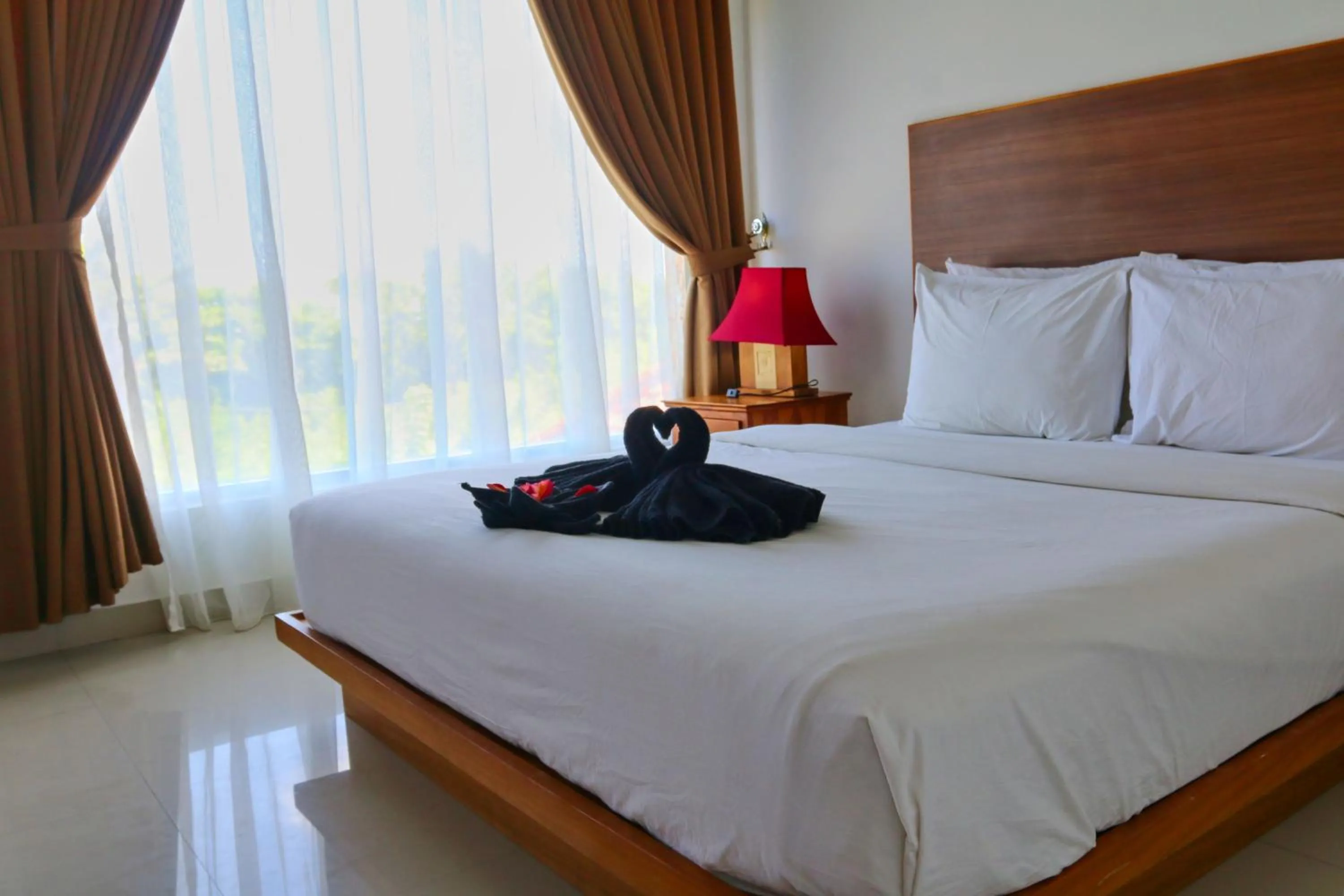 Bed in The Gong