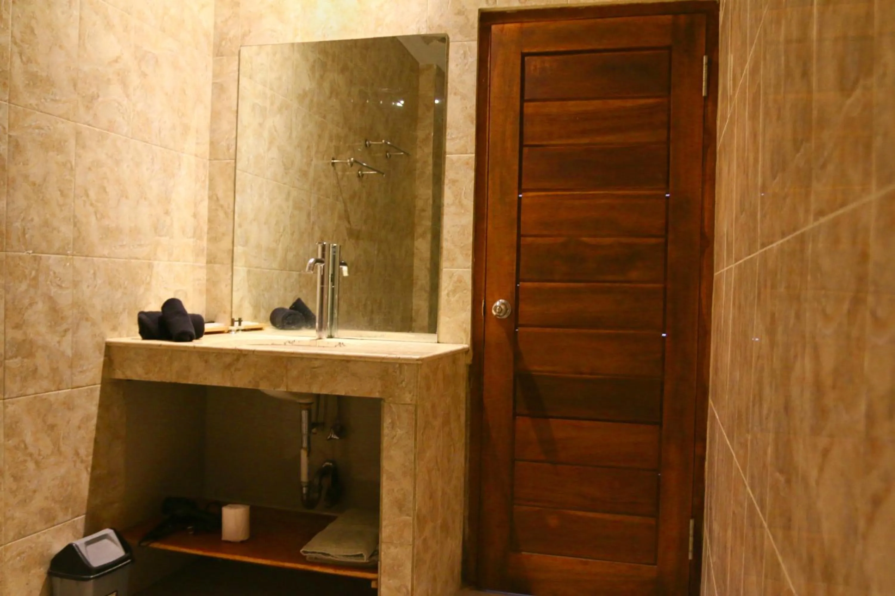 Bathroom in The Gong