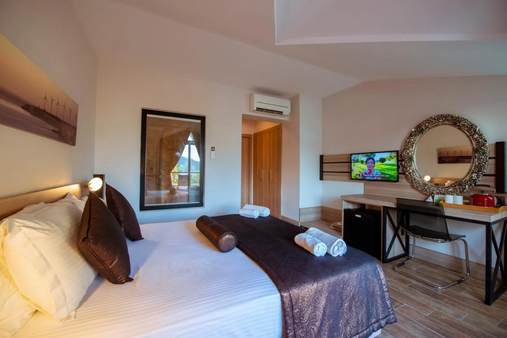 Decorative detail, Bed in S3 Seahorse Beach Club