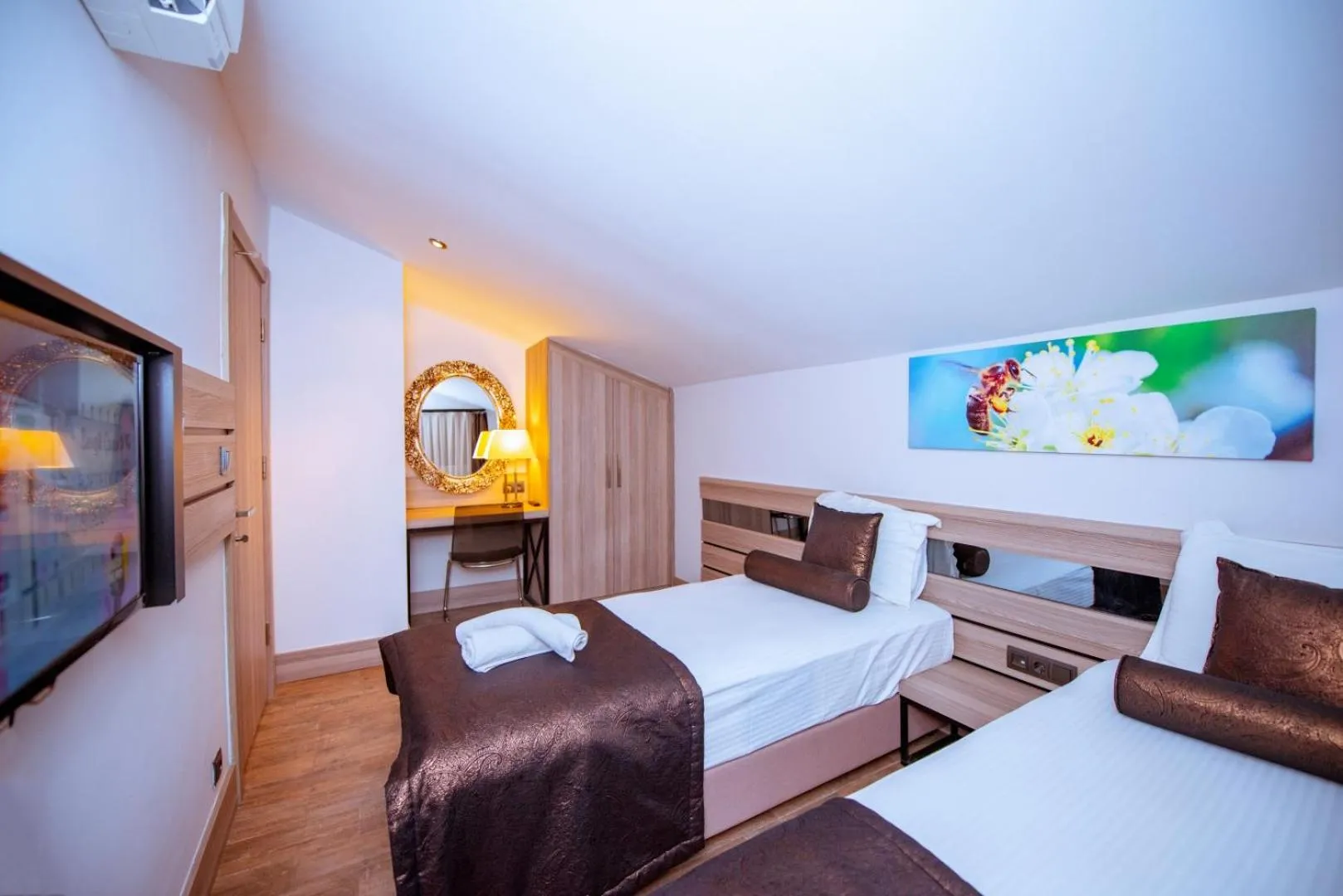 Decorative detail, Bed in S3 Seahorse Beach Club