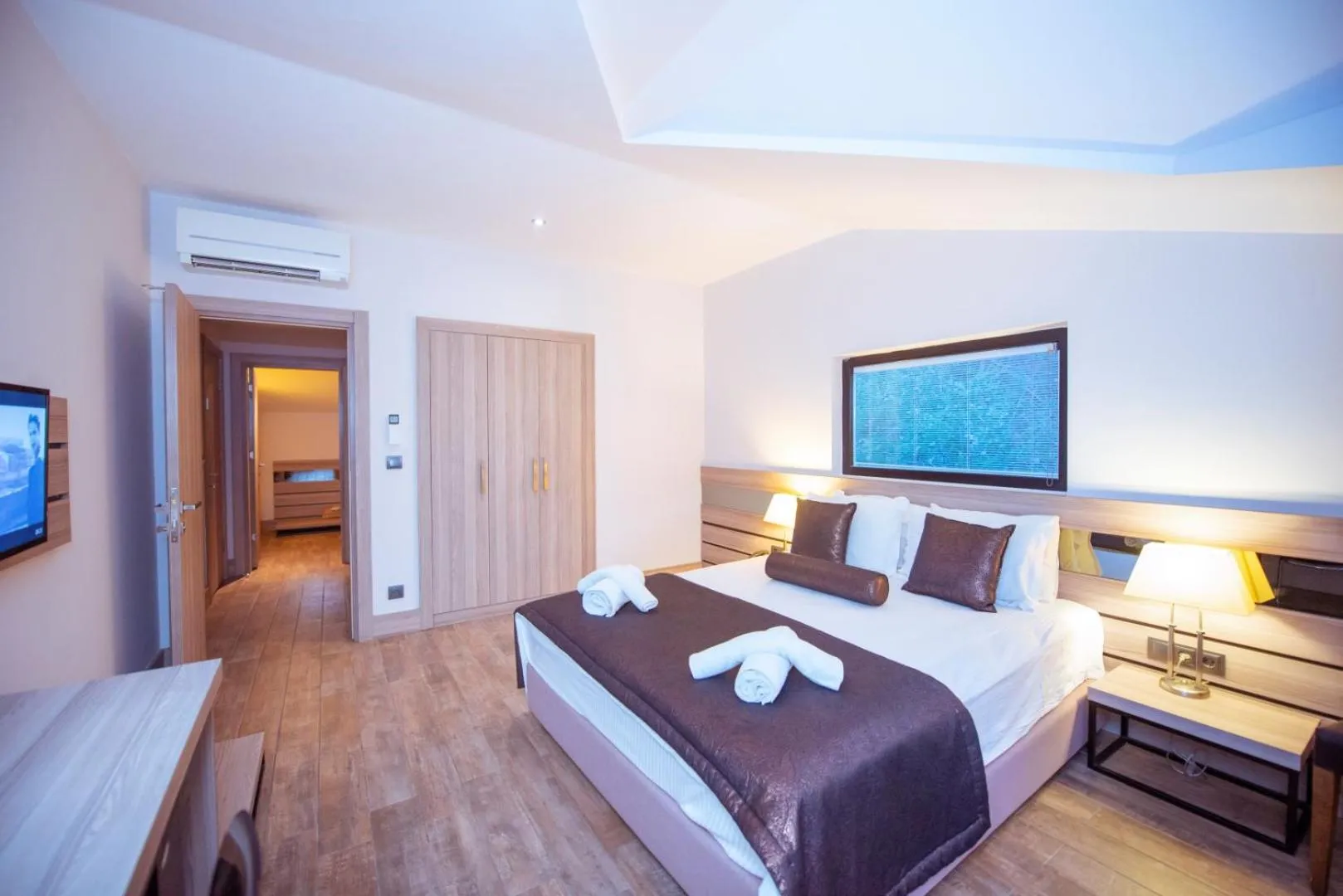 Decorative detail, Bed in S3 Seahorse Beach Club