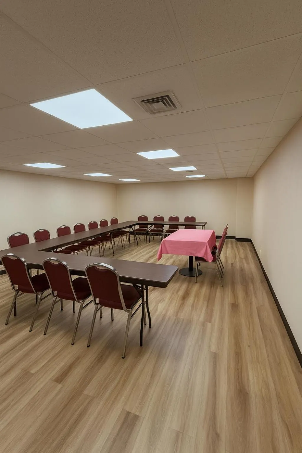 Meeting/conference room in Floral Park Motor Lodge