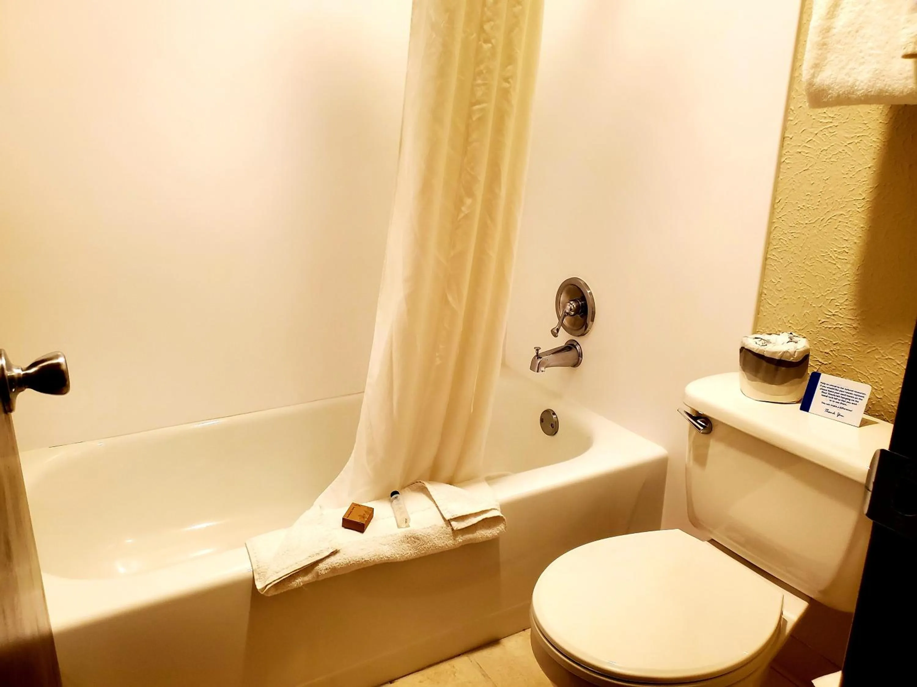 Bathroom in Days Inn and Suites by Wyndham Downtown Missoula-University