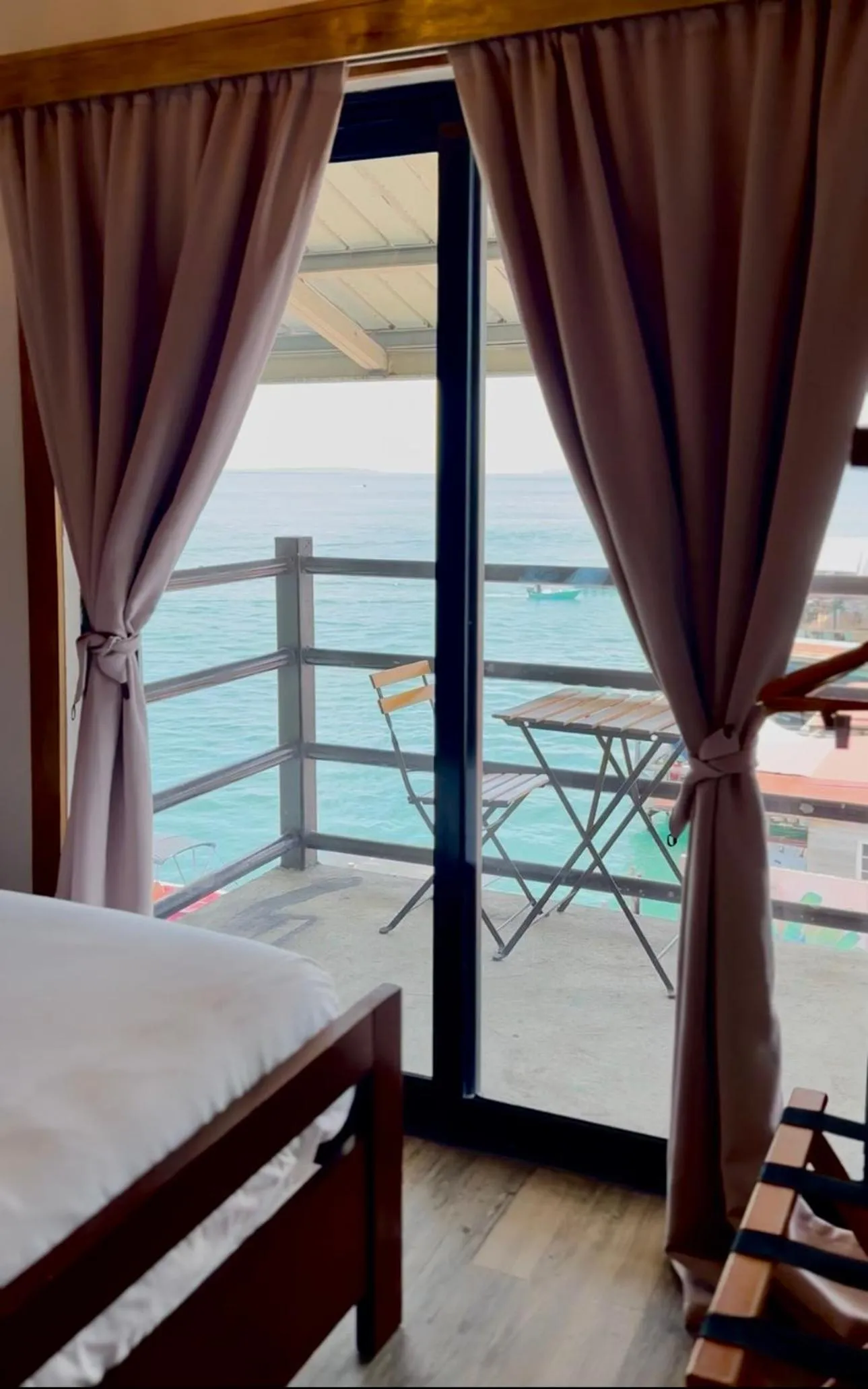 Balcony/Terrace, Bed in Klika Bocas del Toro - Formerly Selina