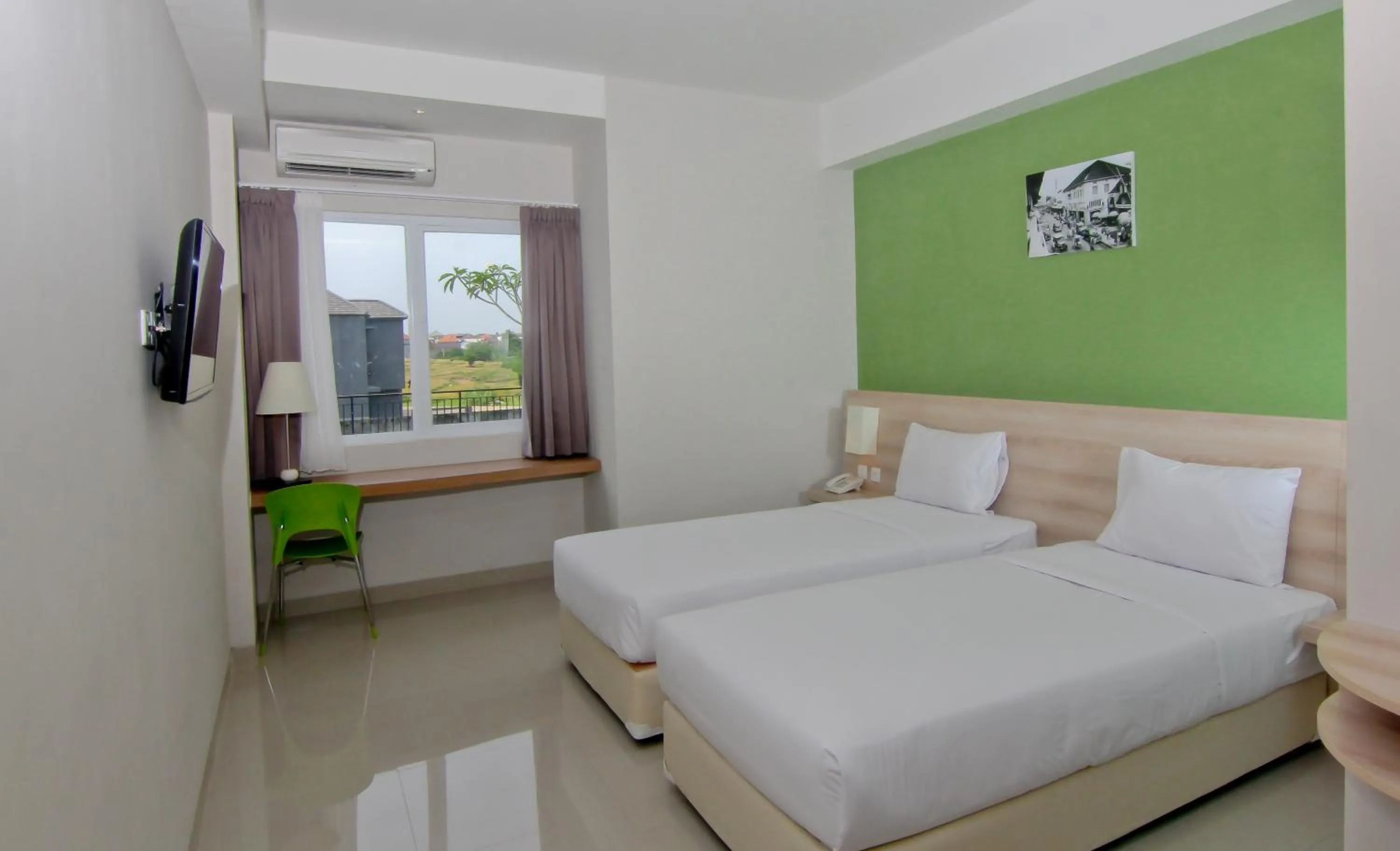 TV and multimedia, Bed in The Salak Style Hotel