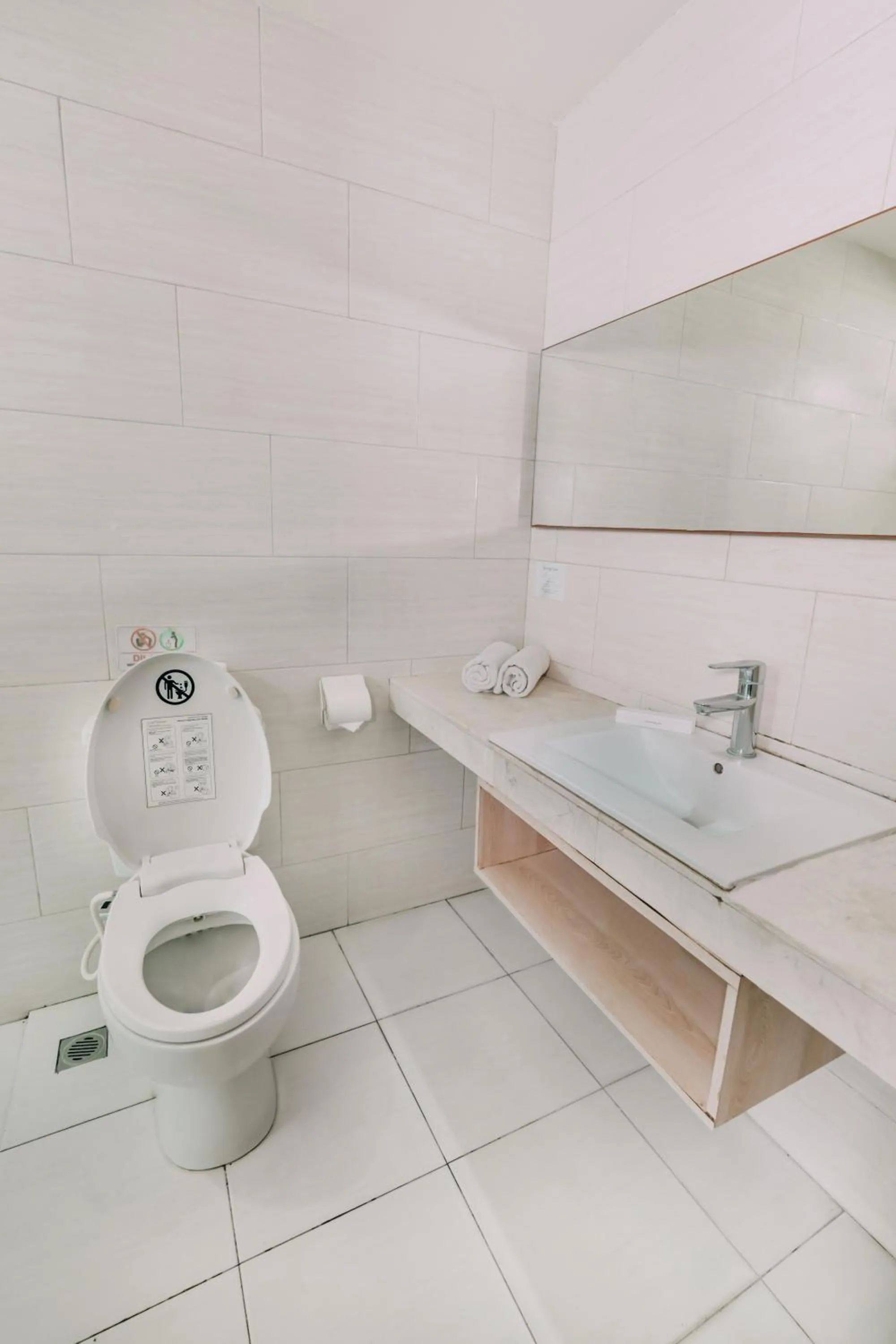 Bathroom in The Salak Style Hotel