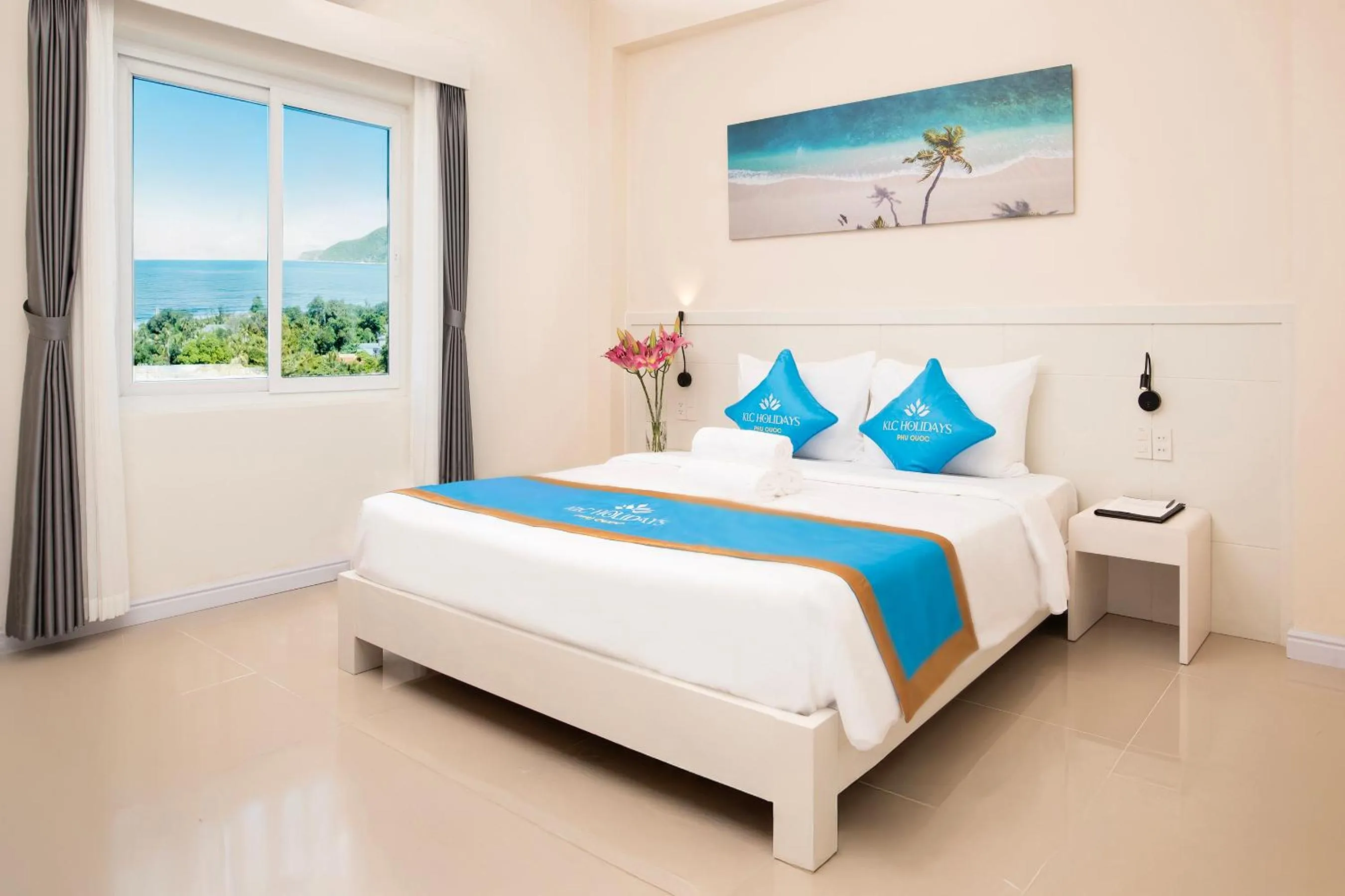 Bed in KLC Holidays Phu Quoc Hotel