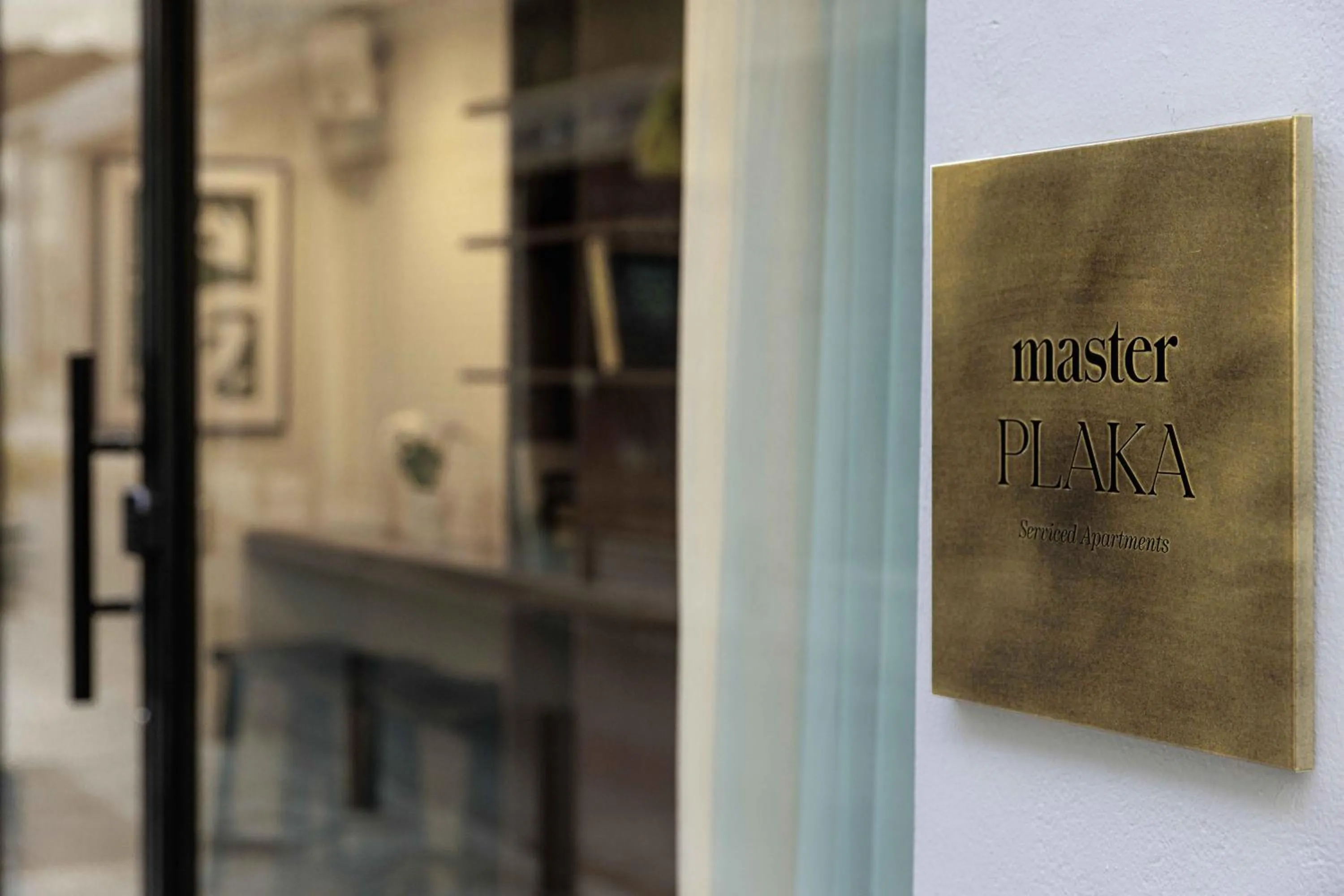 Facade/entrance in master Plaka