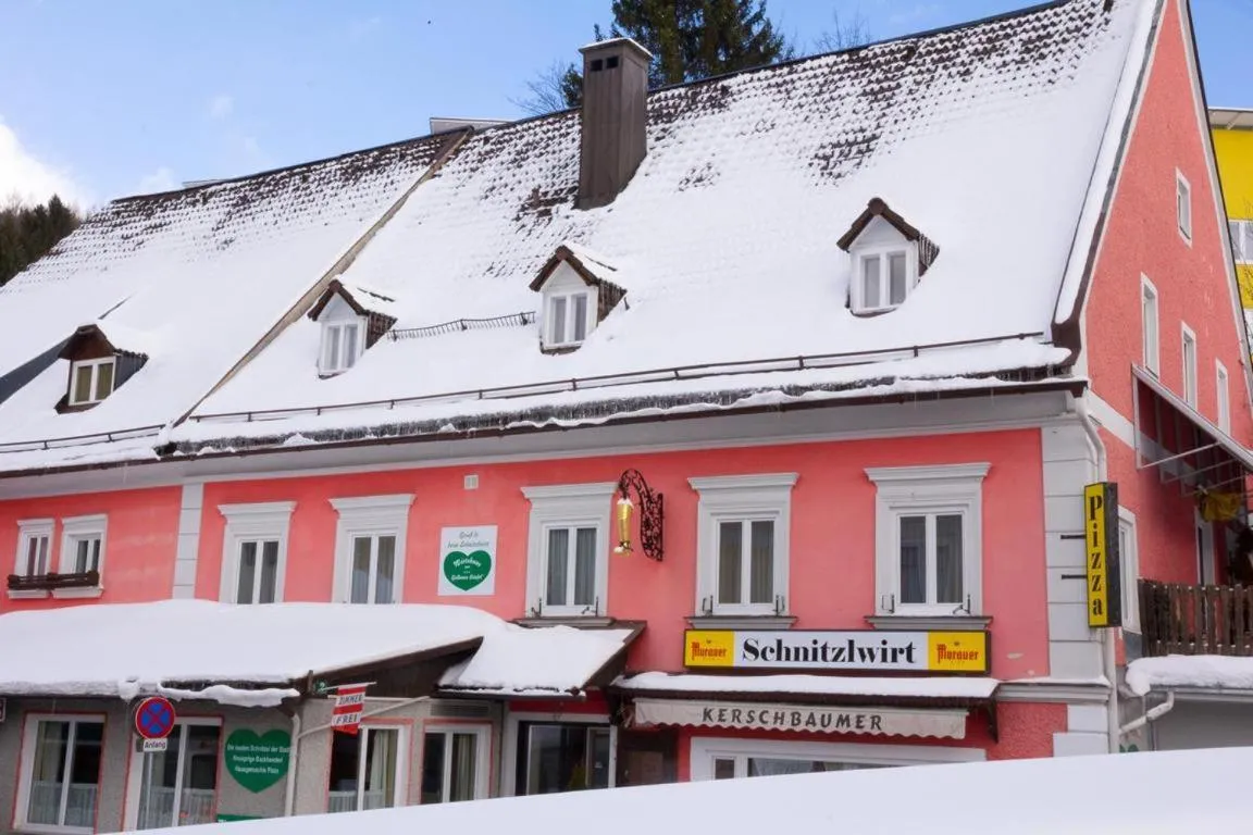 Property building in Bed & Breakfast Goldener Stiefel