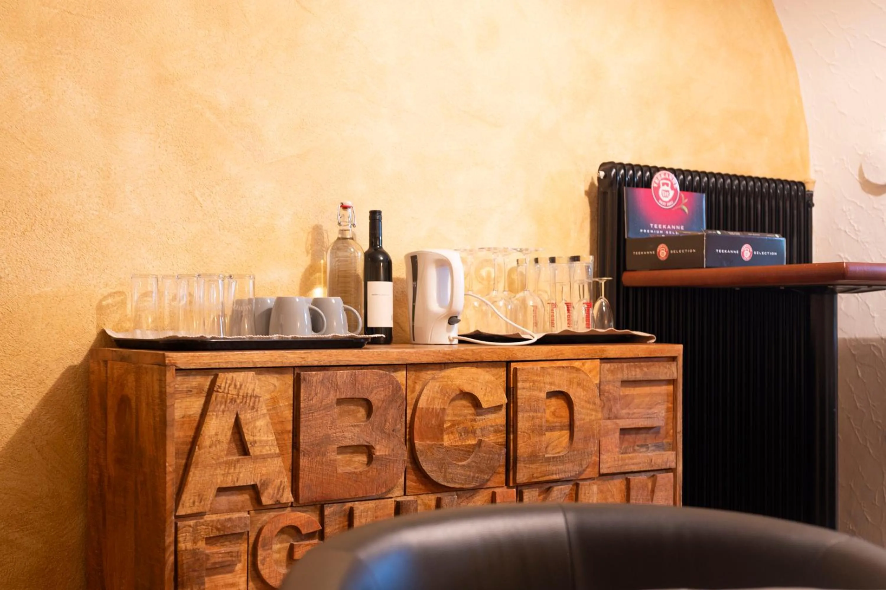 Lounge or bar in Bed & Breakfast Goldener Stiefel