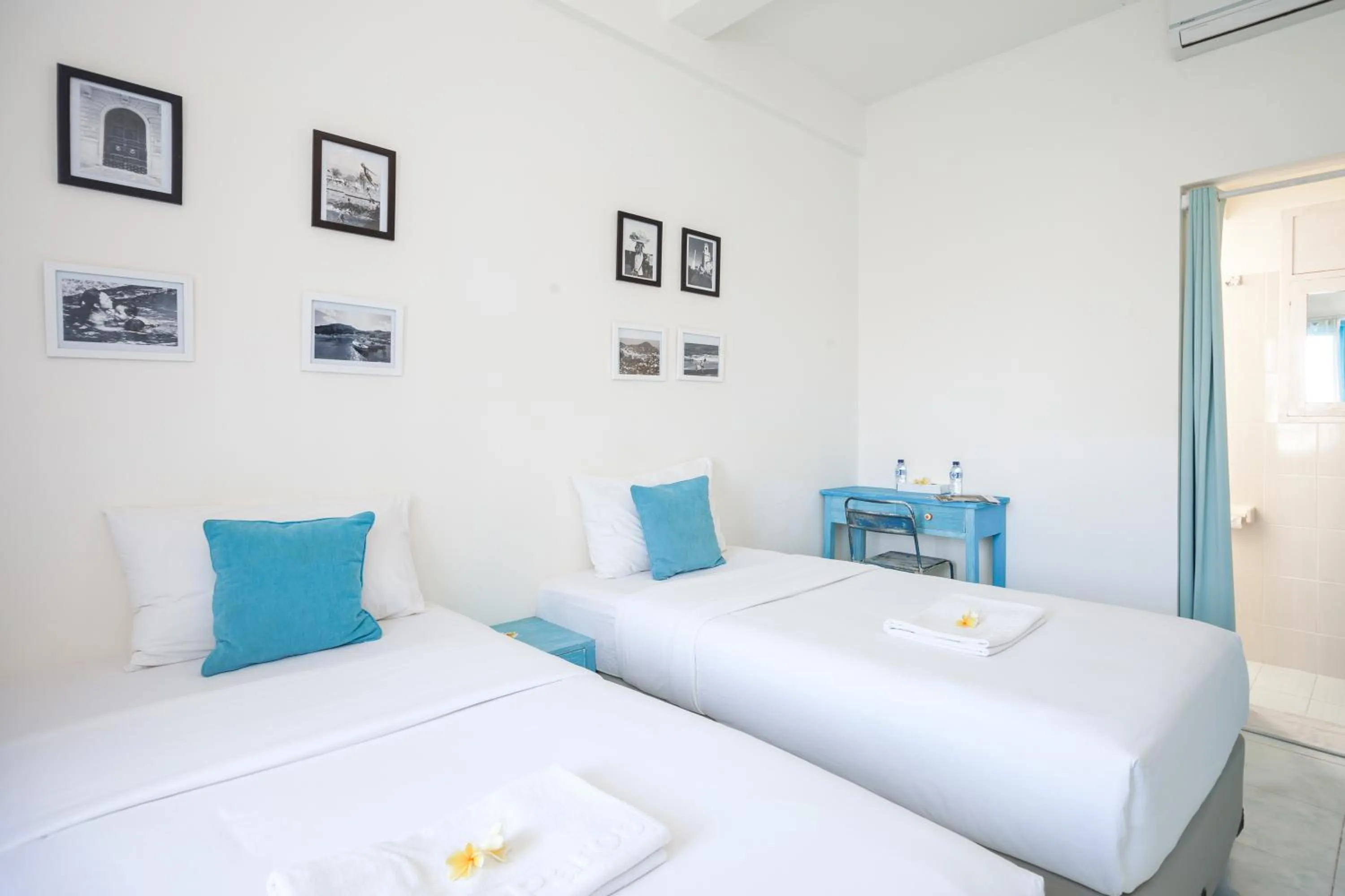 Bedroom, Bed in Paras Paros Marina Lodge