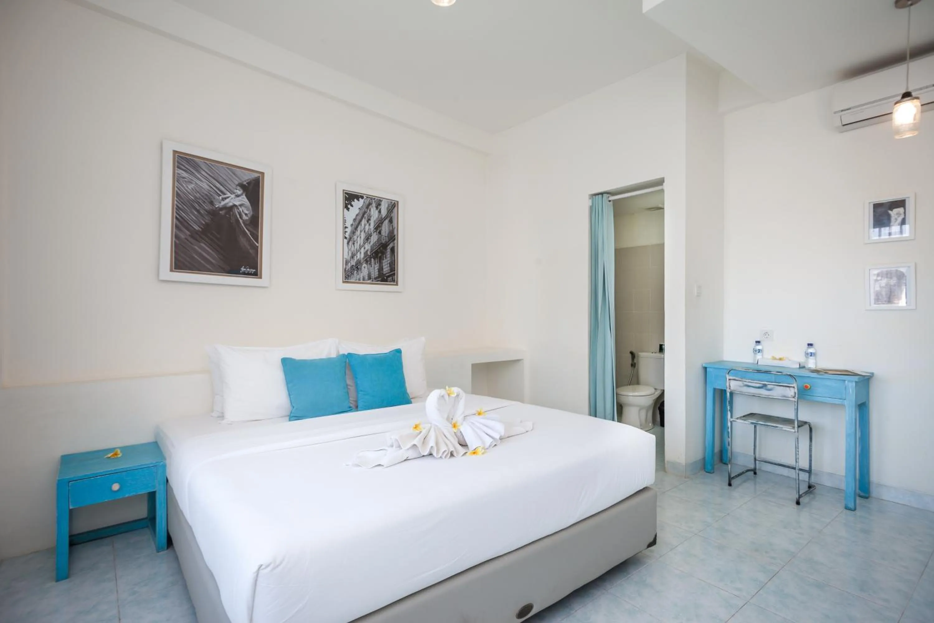 Bedroom, Bed in Paras Paros Marina Lodge