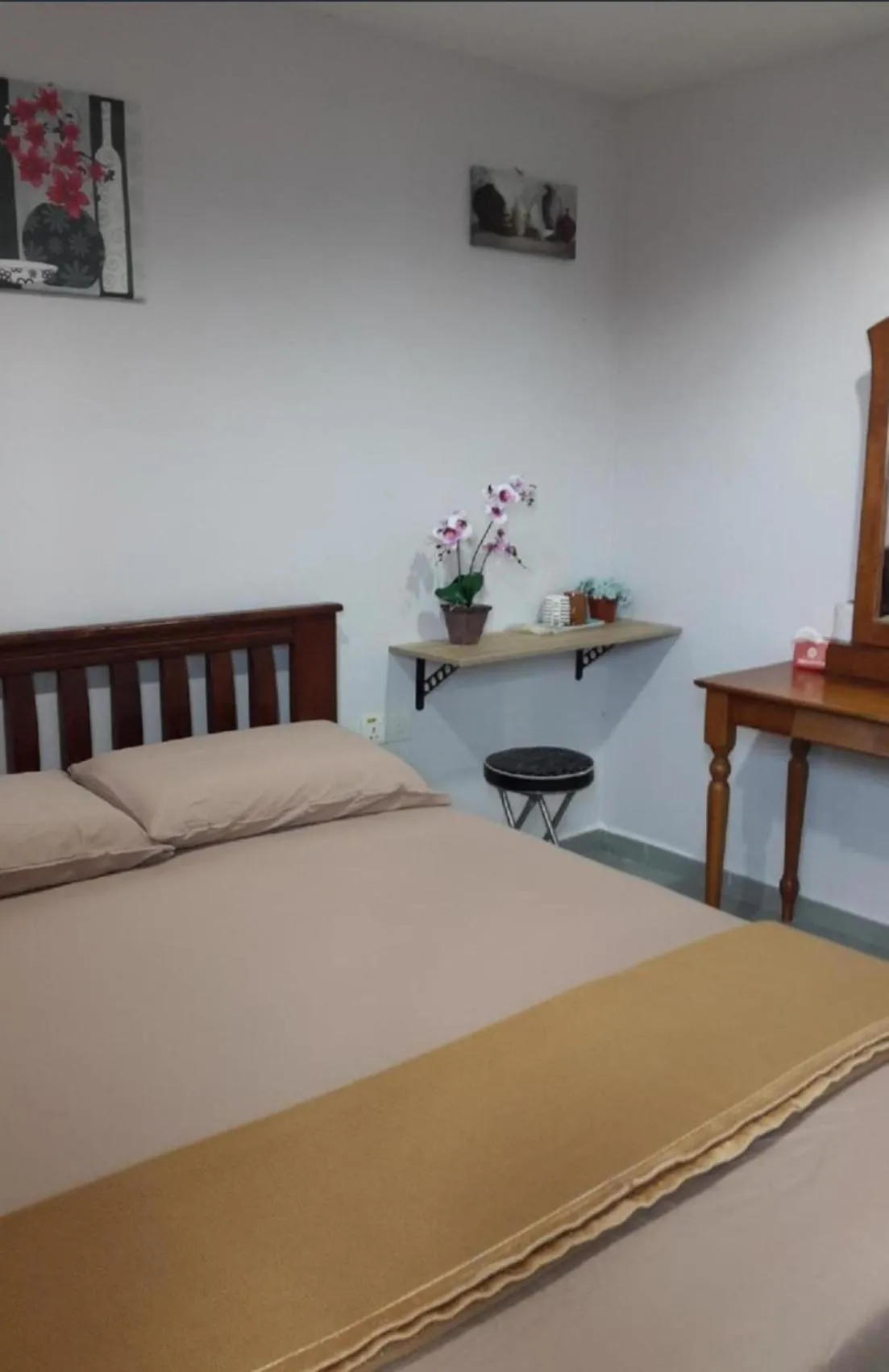 Superior Queen Room in M Straits Hotel