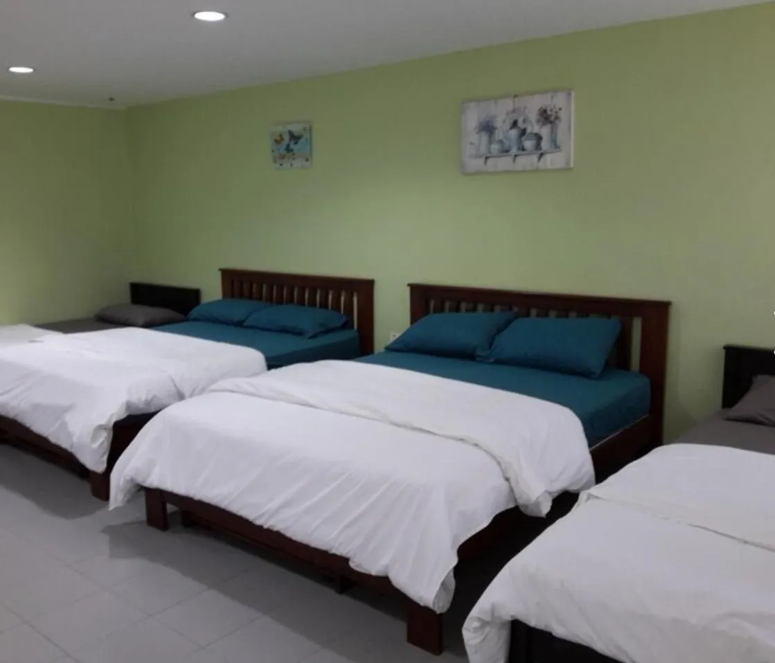 Deluxe Family Room in M Straits Hotel