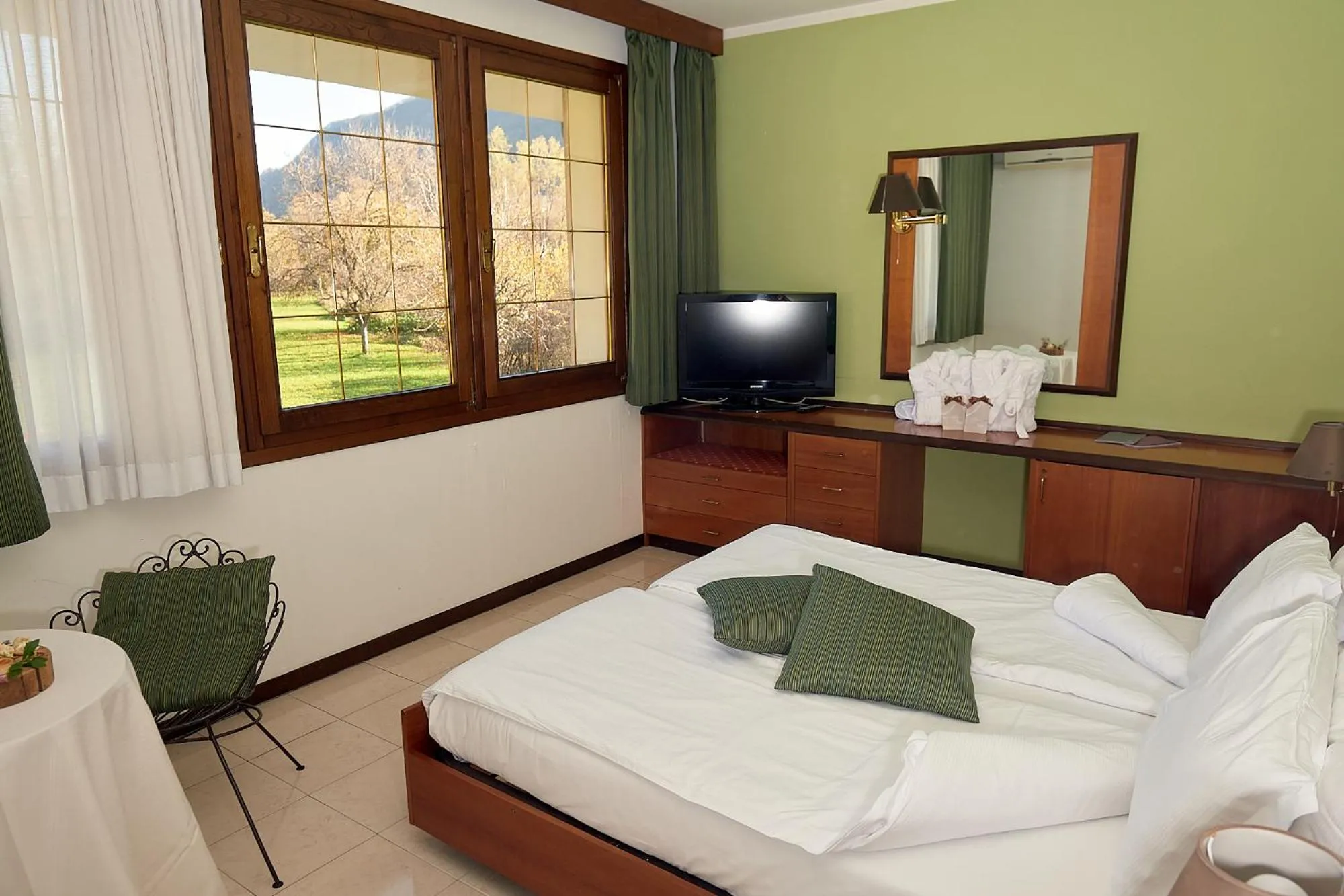 Bedroom, Bed in Ai Cadelach Hotel Giulia