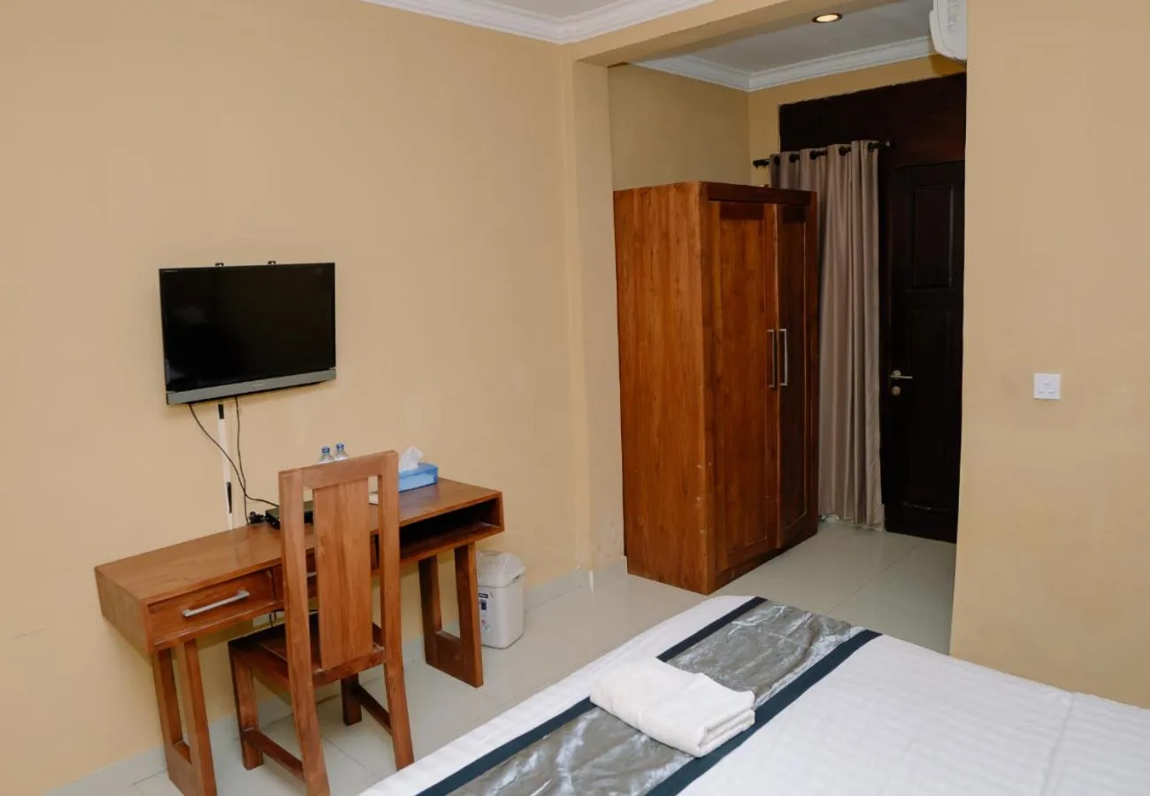 TV and multimedia, Bed in Dante Guesthouse