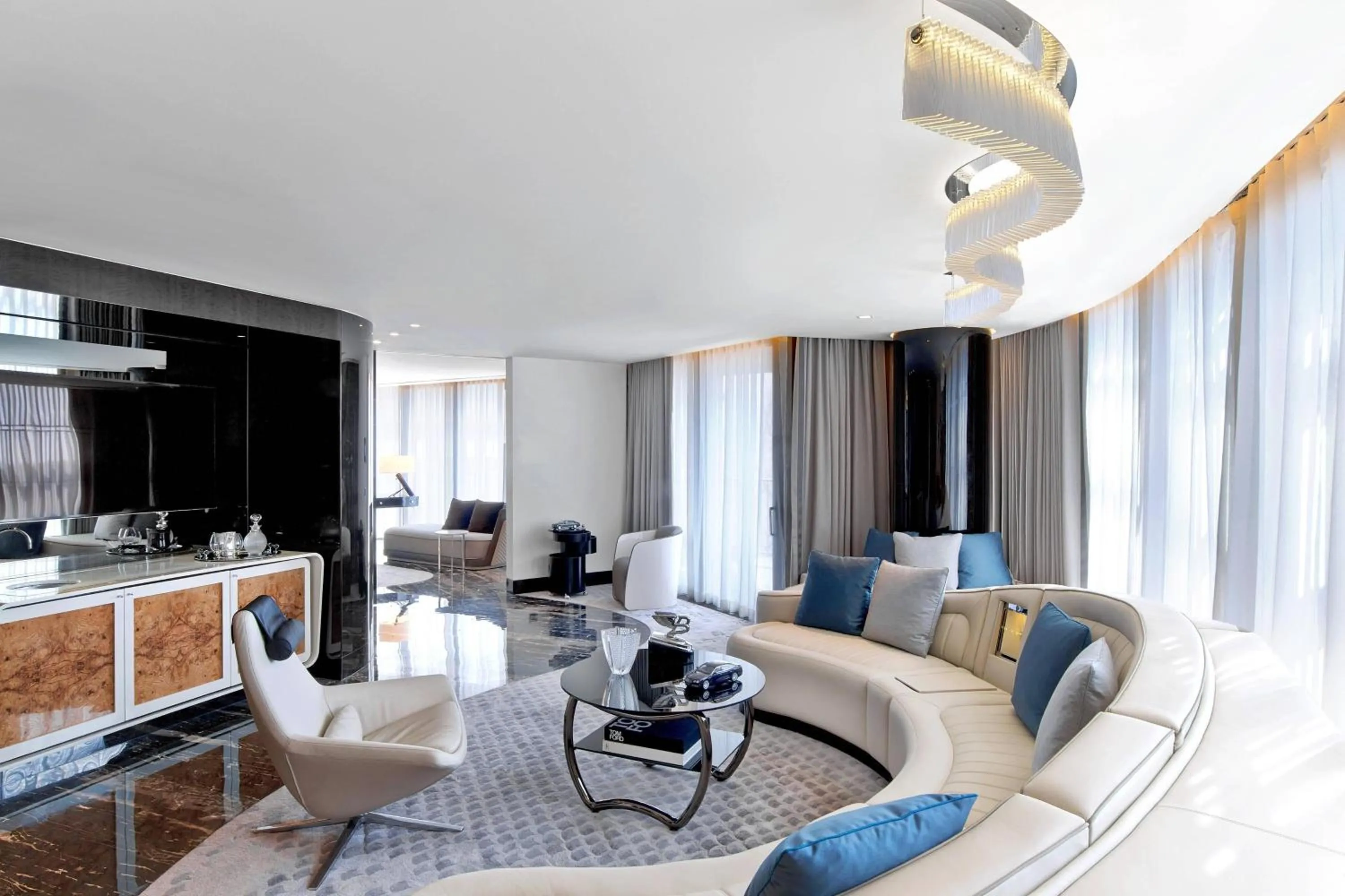 Photo of the whole room in The St. Regis Istanbul