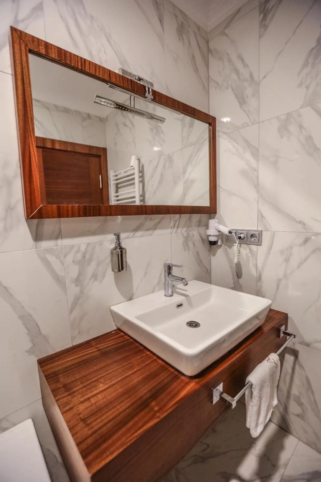 Bathroom in Akamoy Boztepe Hotel & restaurant