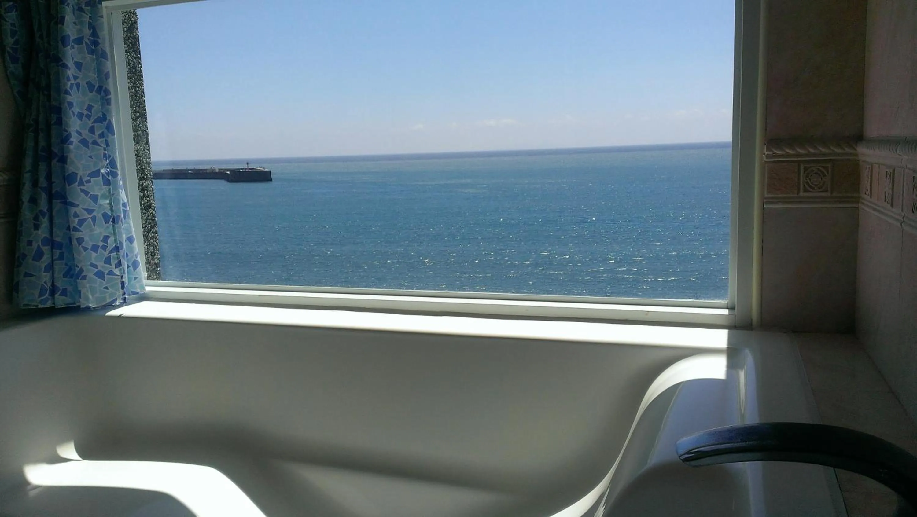 Sea Bay