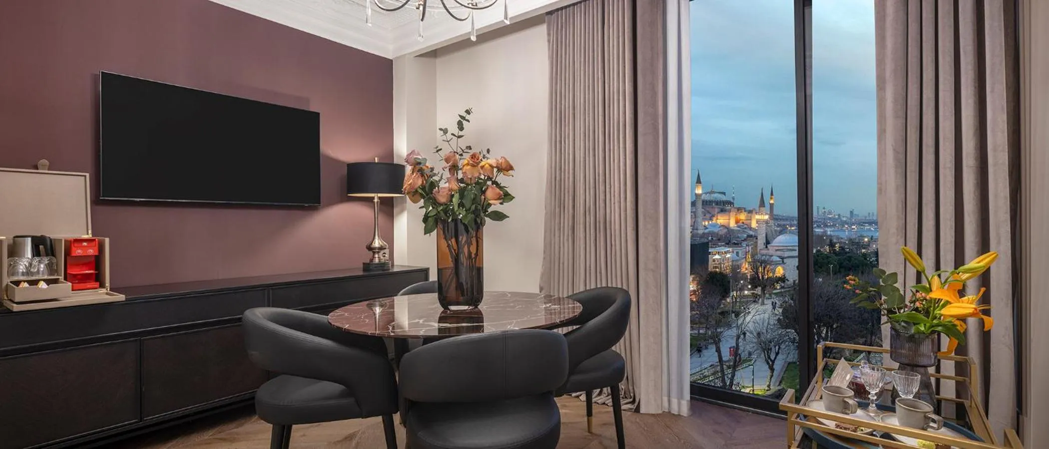 Seating area in Komana Hotel Binbirdirek