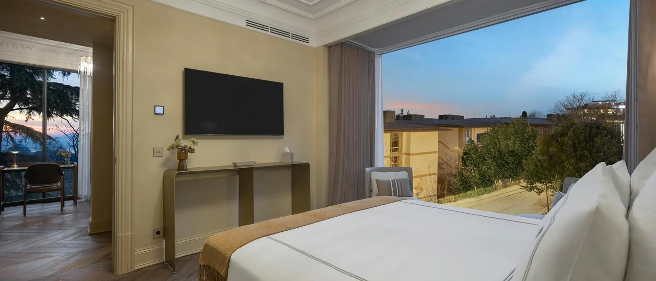 View (from property/room), Bed in Komana Hotel Binbirdirek