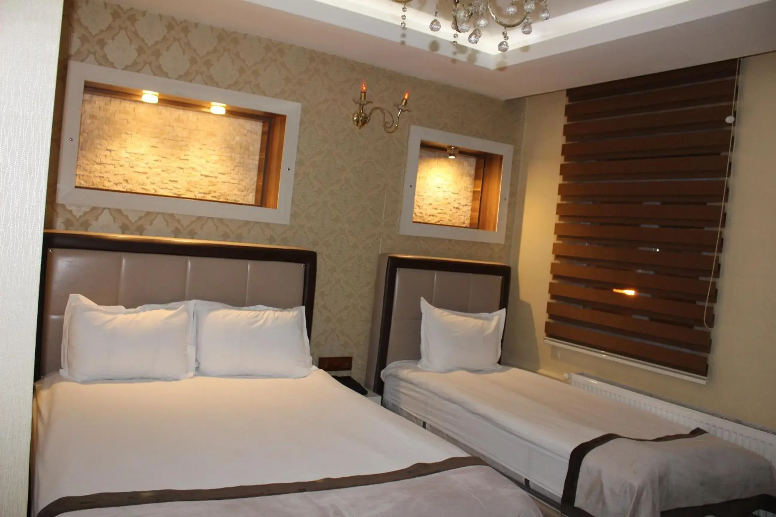 Family Room in Kars Konak Hotel Family Room in Kars Konak Hotel